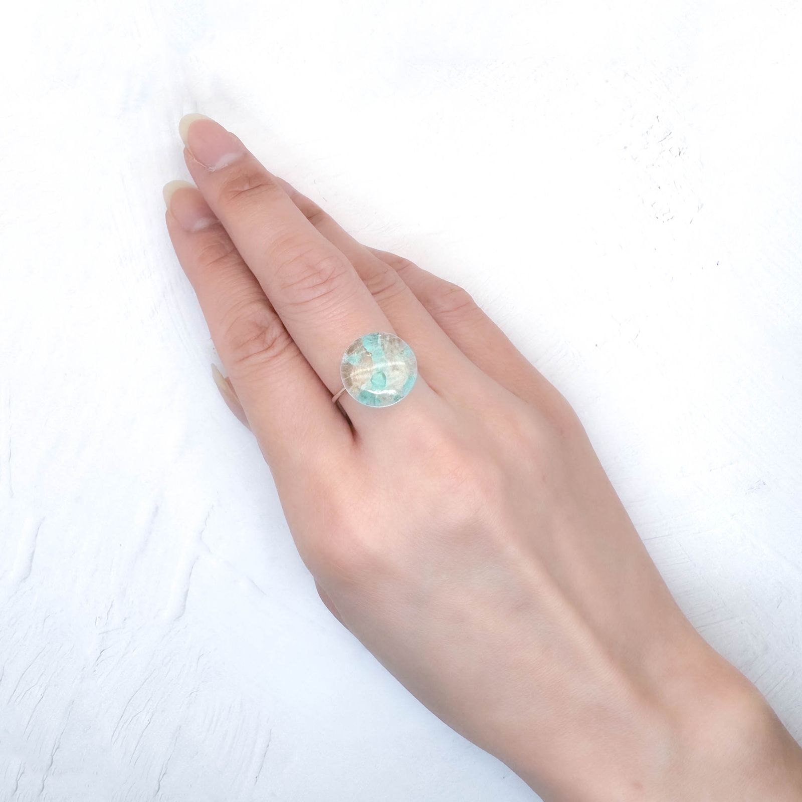 ◇リバーシブル◇パライバトルマリンインクォーツ ブラジル産 3.83ct / 14x14mm前後 [251031350]