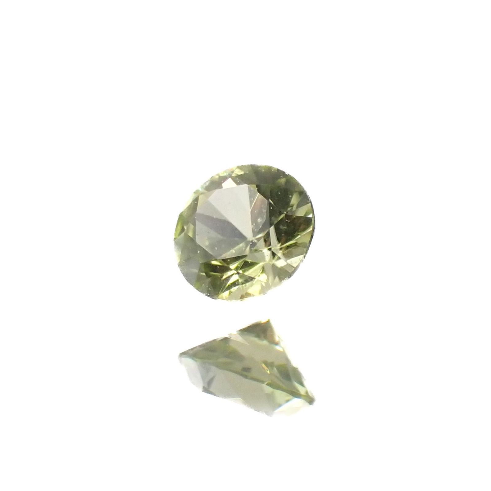 パラサイティックペリドット(宝石名ペリドット)採取地：ロシア 0.096ct 識別済[220616243]2.9x2.8mm前後