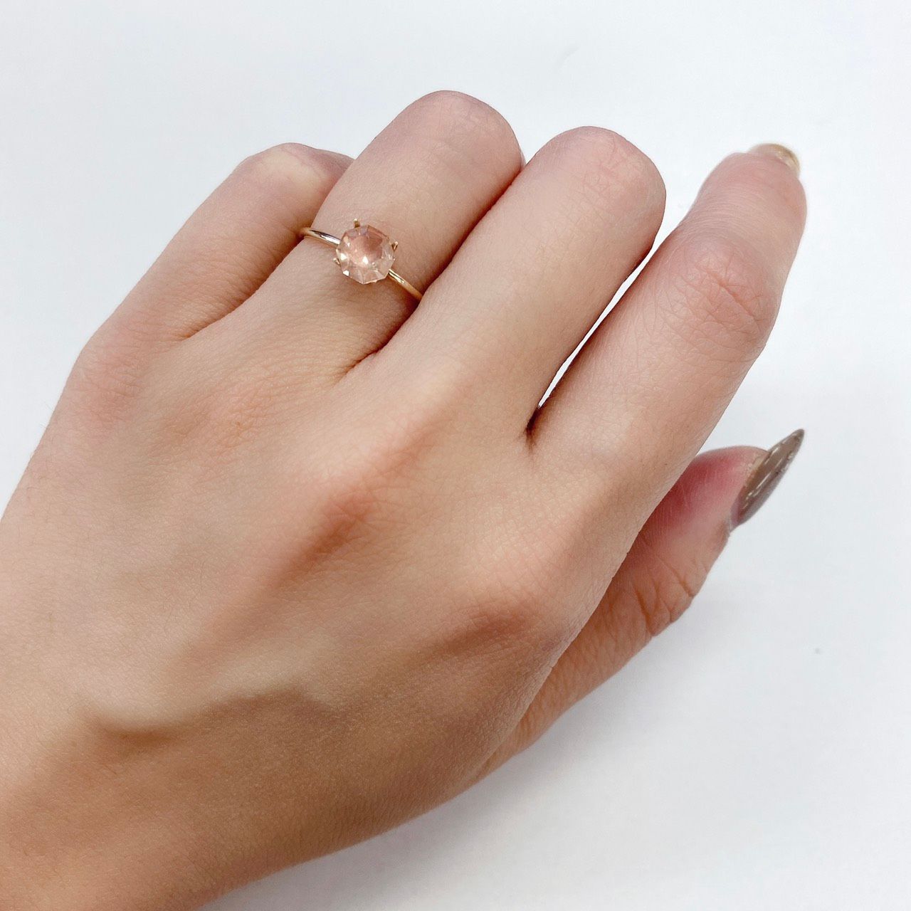 ◇オクタゴンカット◇オレゴンサンストーンSA(宝石名ラブラドライト) アメリカ・オレゴン州産 0.65ct 識別済[210610966]6×6mm前後