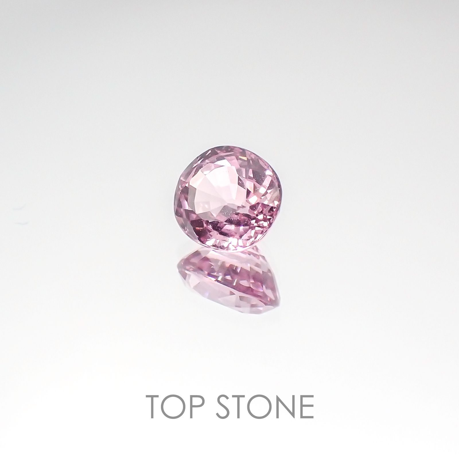 ピンクスピネル(宝石名ピンク・スピネル) タンザニア産 1.08ct 識別済[20117320]6.3×5.7mm前後