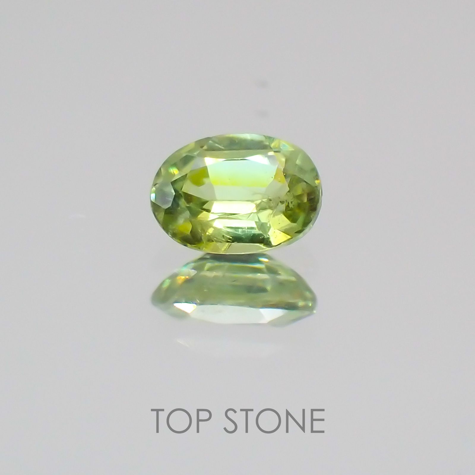 デマントイドガーネット ナミビア産 ルース 0.19ct[21059887]4.1×2.9mm前後
