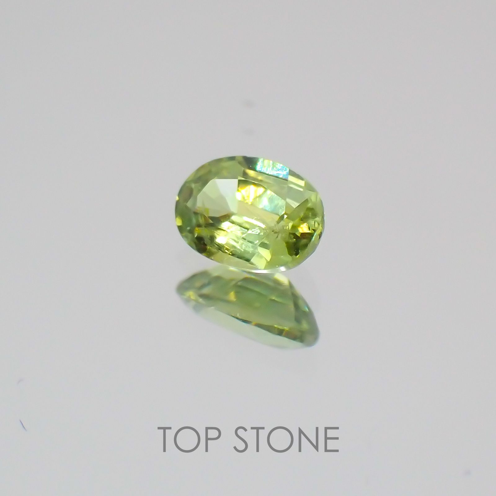 デマントイドガーネット ナミビア産 ルース 0.19ct[21059887]4.1×2.9mm前後