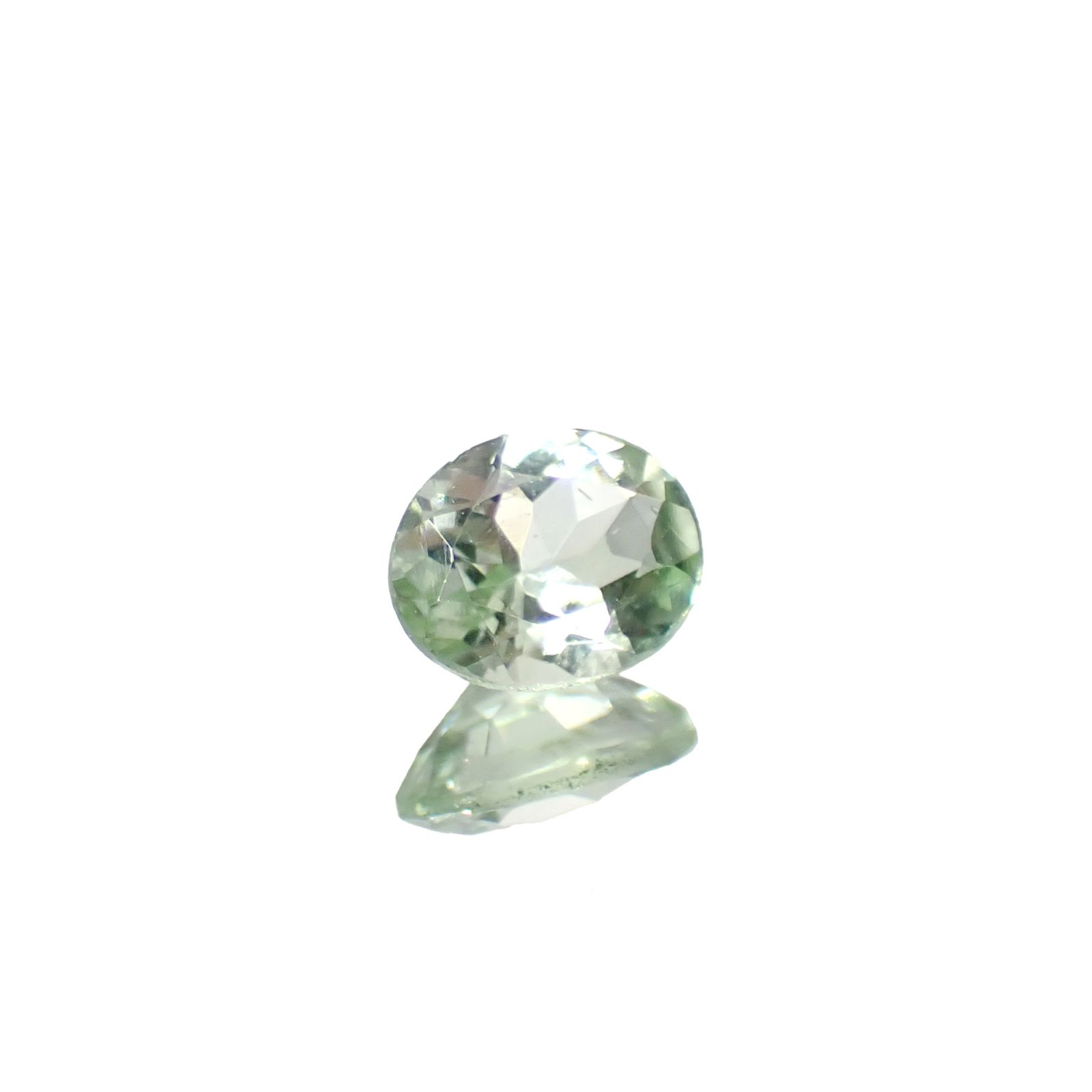 ミントペリドット パキスタン/ノルウェー産 0.40ct [250730640]5.2x4.2mm前後