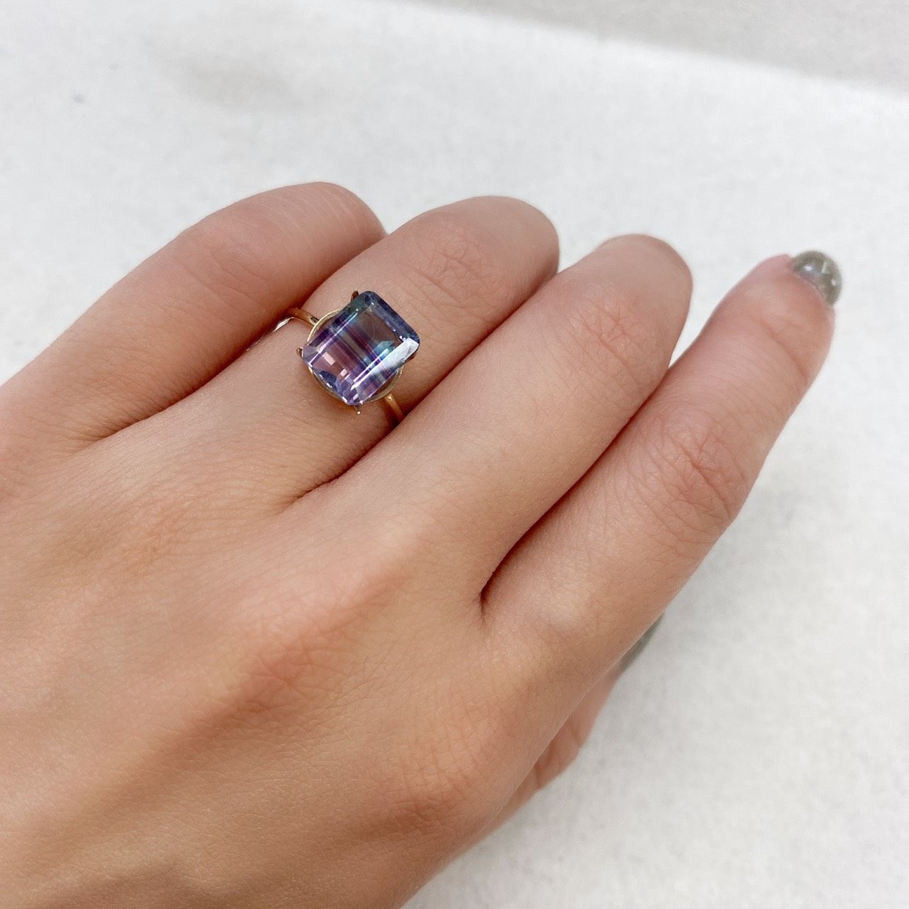 バイカラーフローライト ブラジル産 ルース 4.2ct[210913213]9.9×8mm前後