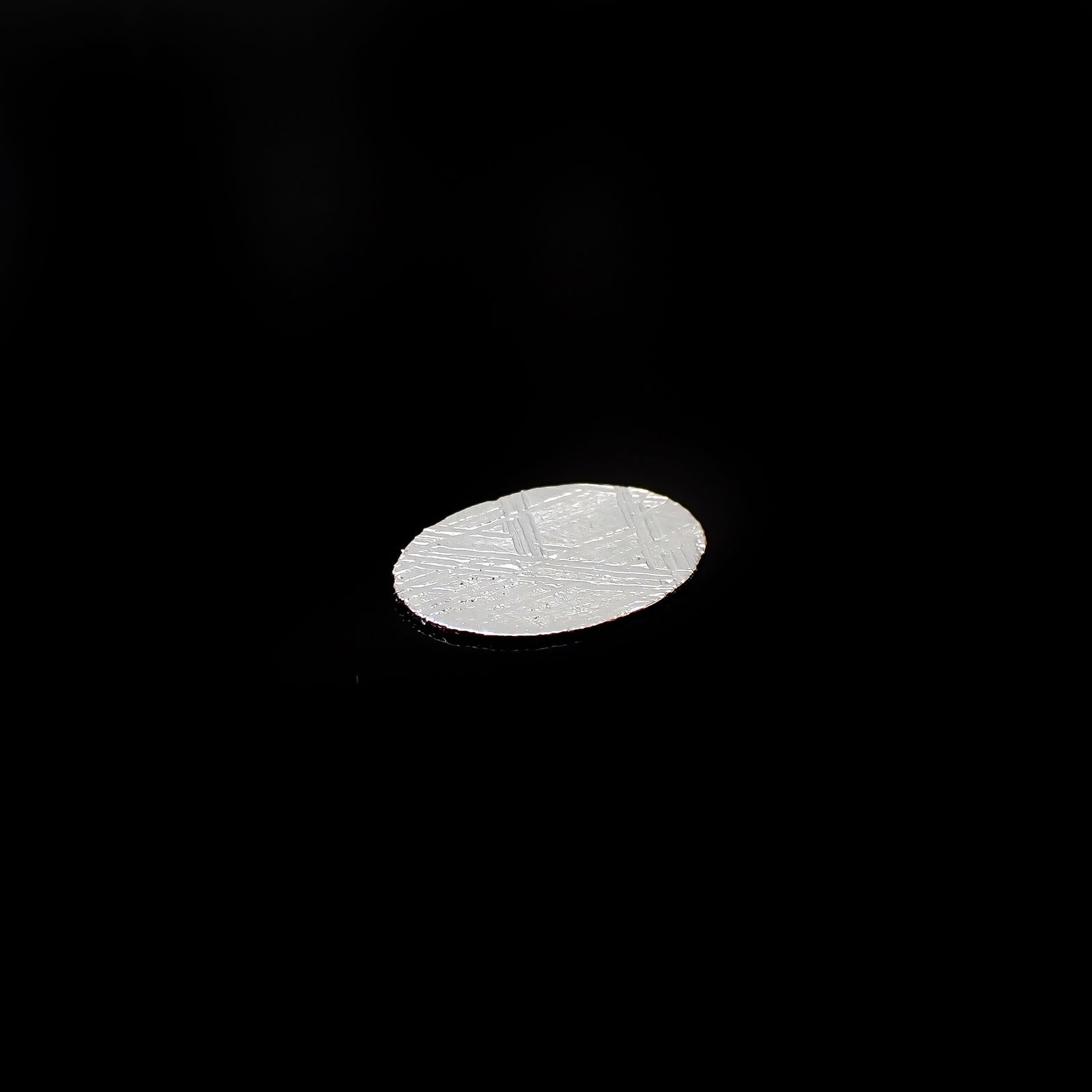 アルタイ隕石 発見地:中国 0.84ct[240125697]13.7x9.5mm前後