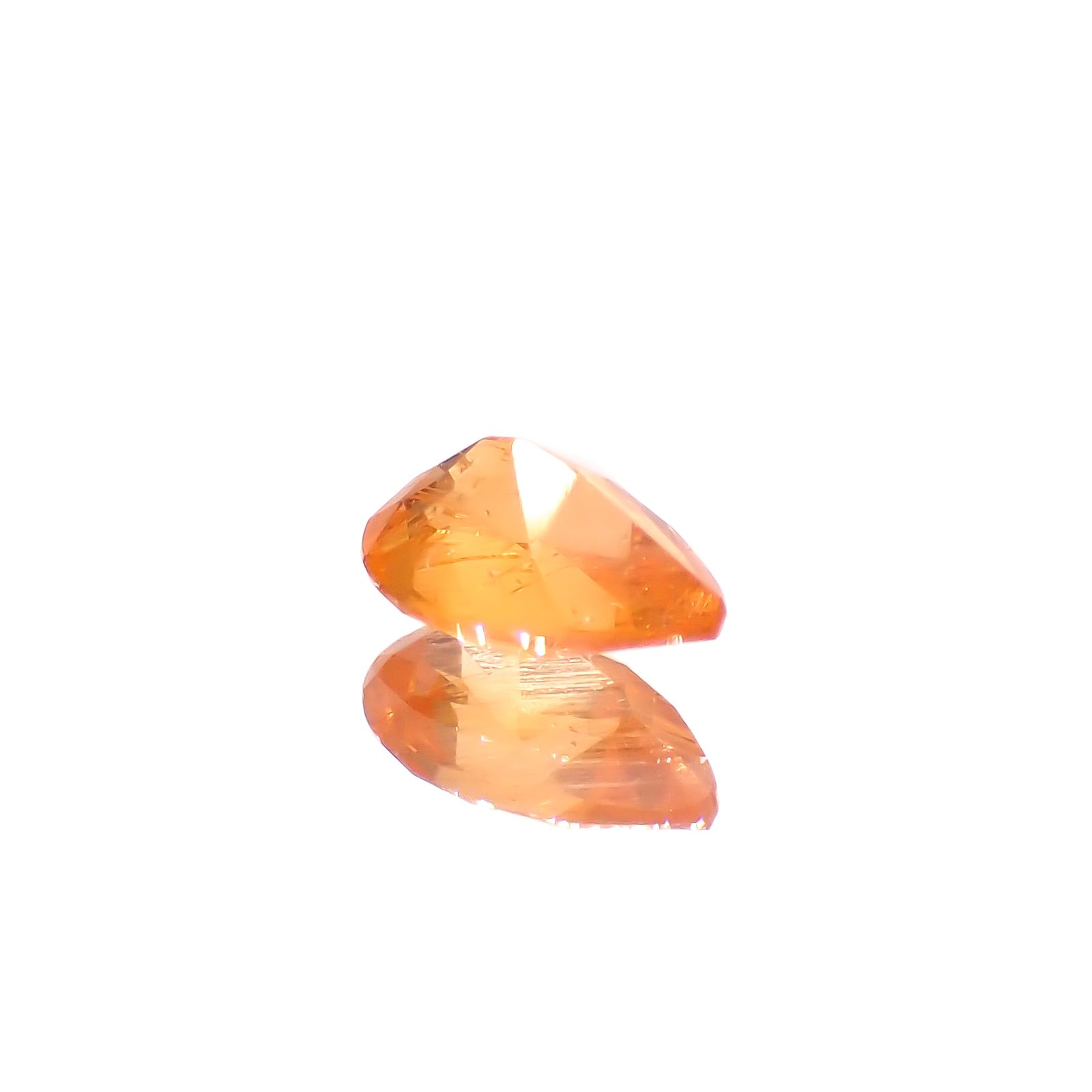 マンダリンガーネット マダガスカル産 0.31ct[240628216]4.9x3.2mm前後