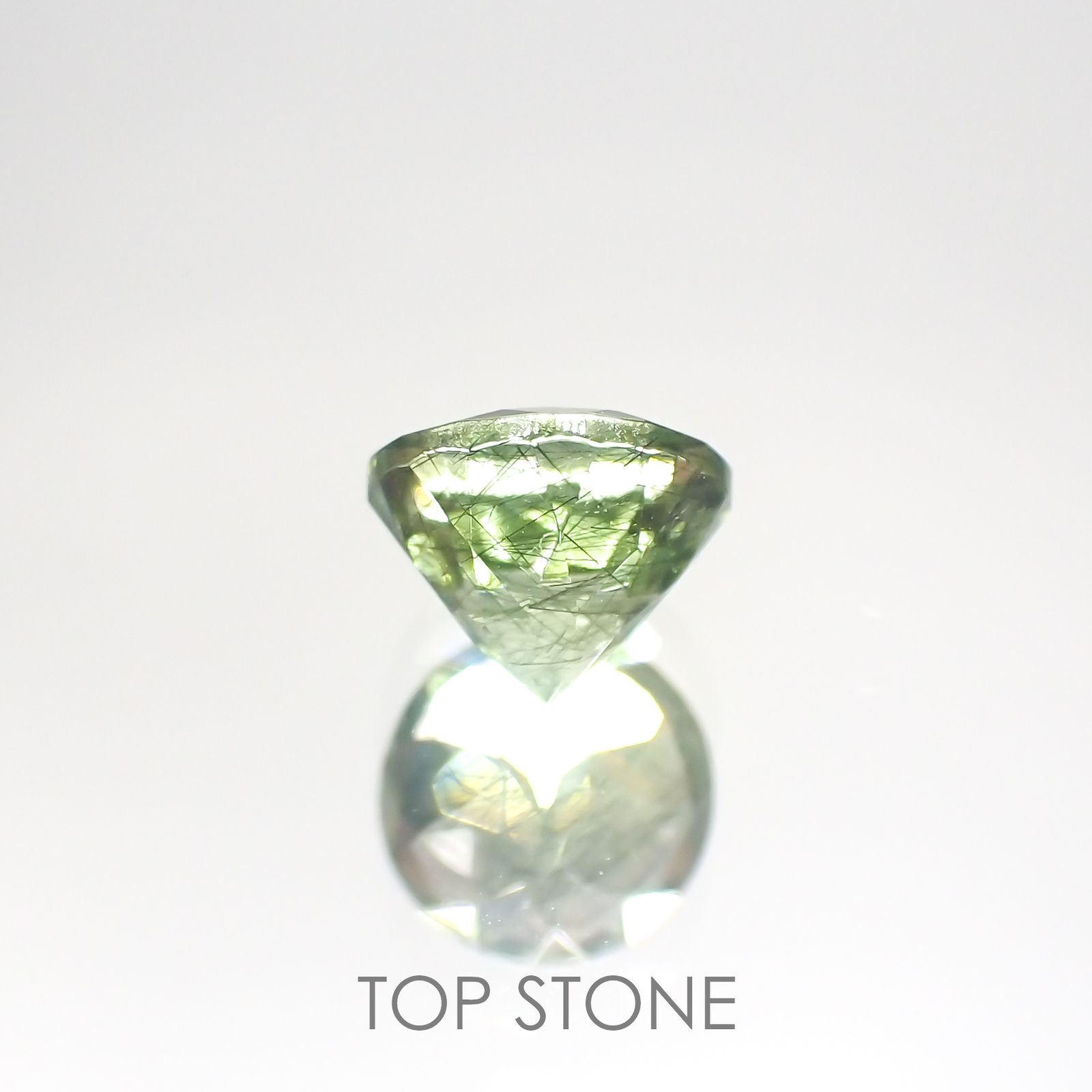 ルドウィジャイトインペリドット(宝石名ルドウィジャイトインペリドット) パキスタン産 1.05ct 識別済[211013502]6.2×6.1mm前後