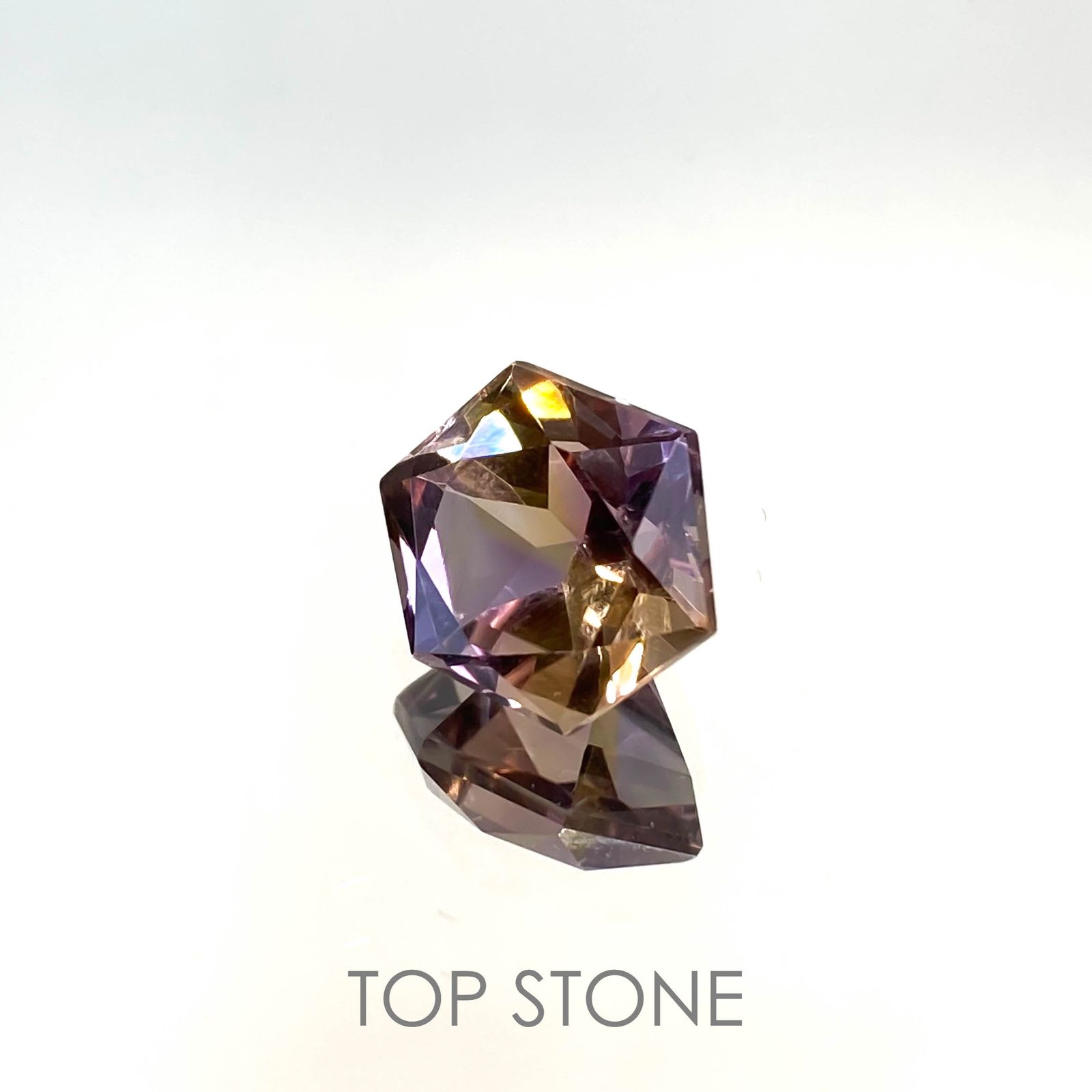 ◇ヘキサゴンカット◇アメトリン ブラジル産 6.41ct[221018593]11x11.3mm前後