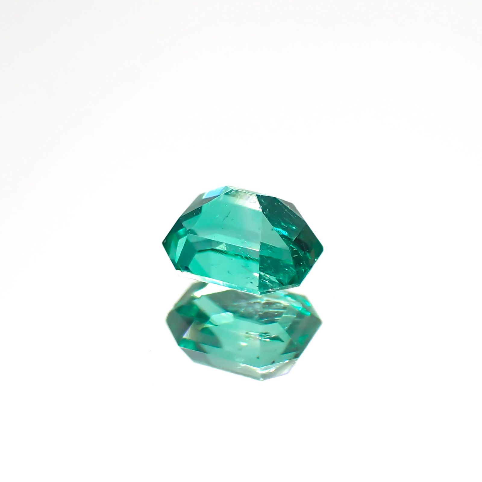 エメラルド コロンビア産 0.17ct[230421719]3.7x2.9mm前後