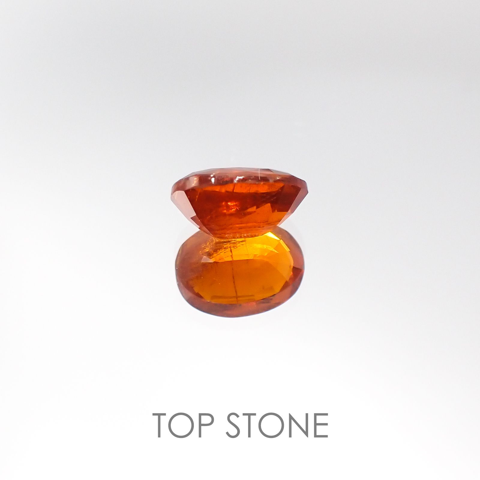 オレンジカイヤナイト タンザニア産 ルース 1.62ct[20105992]8×6.1mm前後