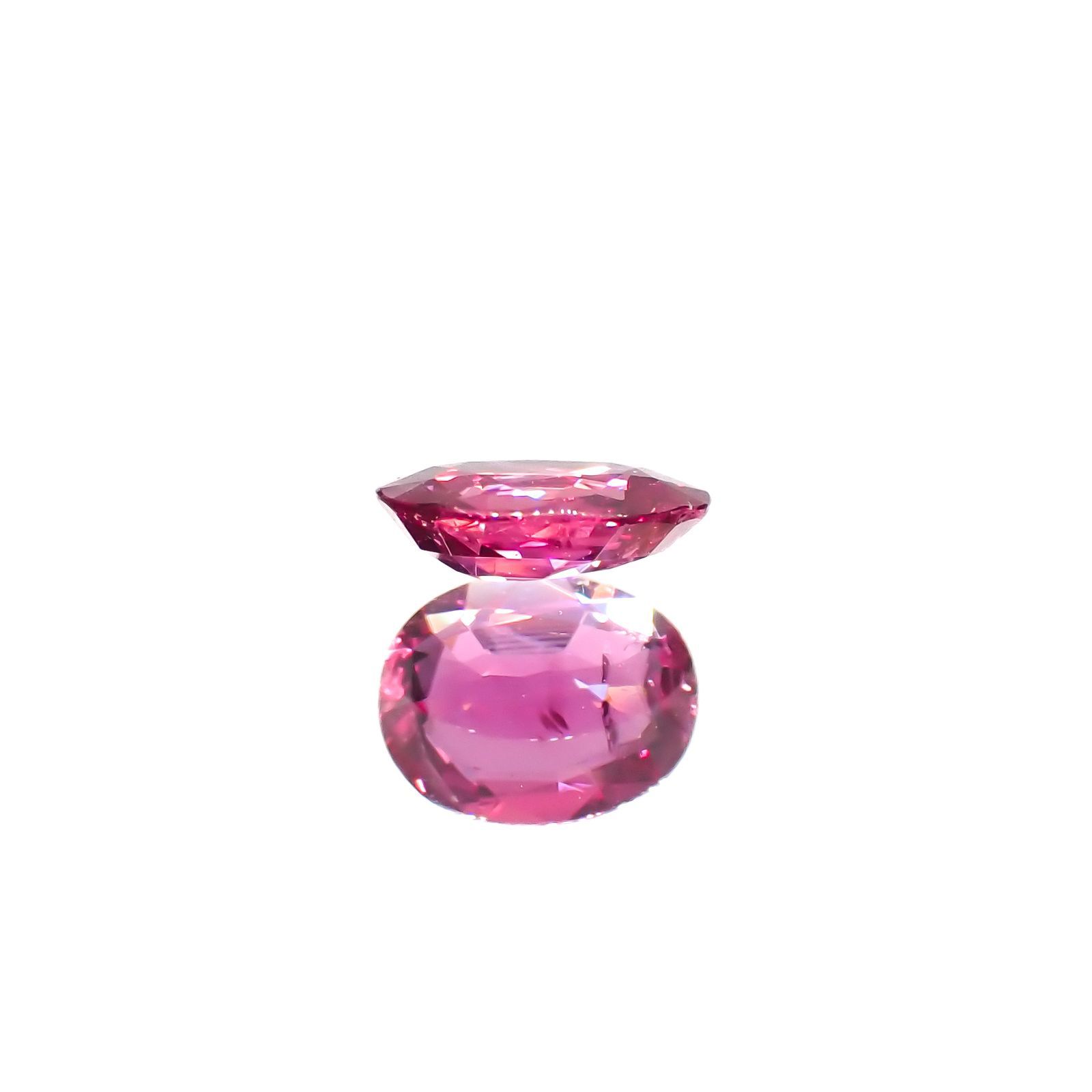 ルビー(宝石名ルビー)モザンビーク産 0.31ct 識別済[220616084]4.8x4mm前後