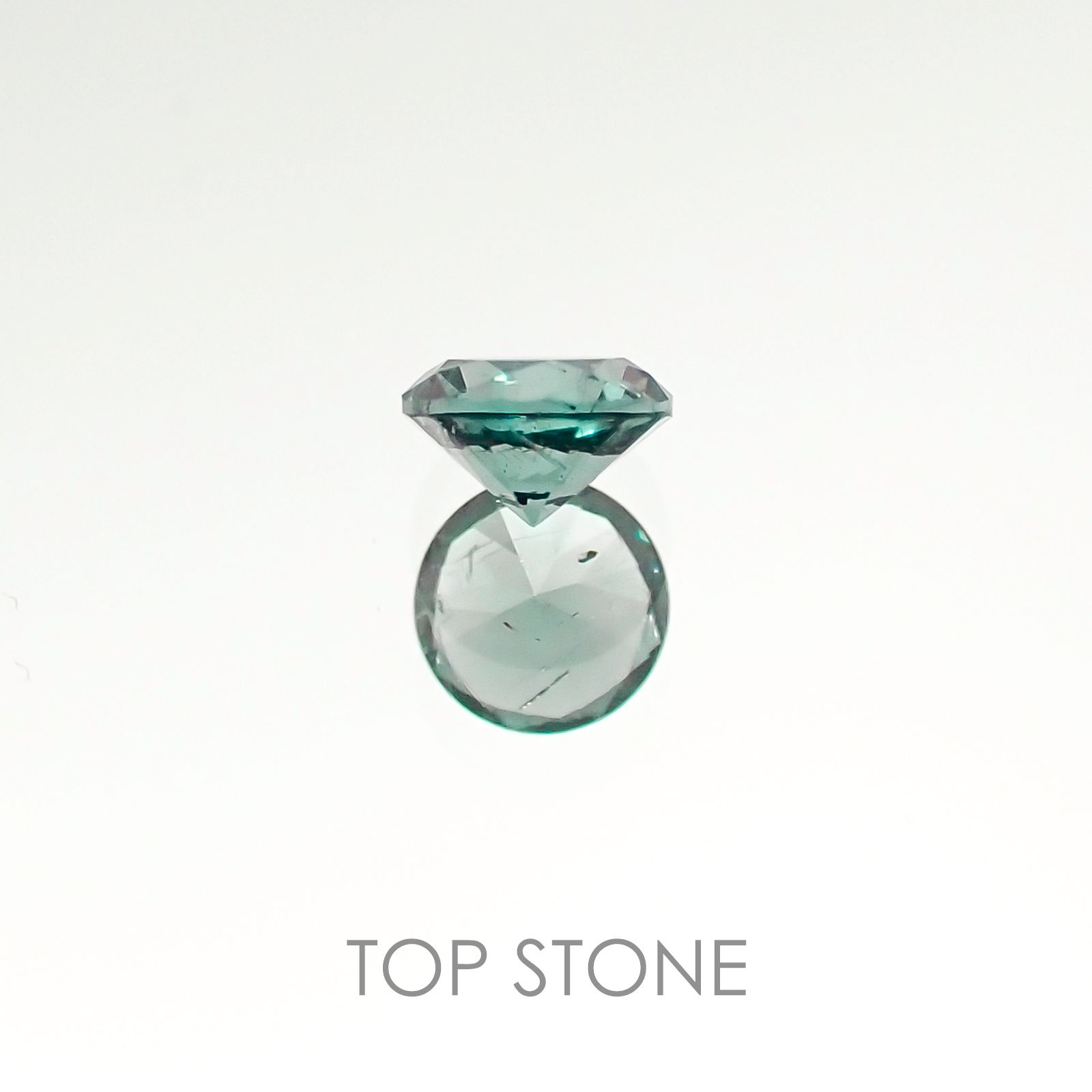 カラーチェンジガーネット(アレキタイプ) マダガスカル・ベキリー産 ルース 0.171ct[20106622]3.2×3.2mm前後