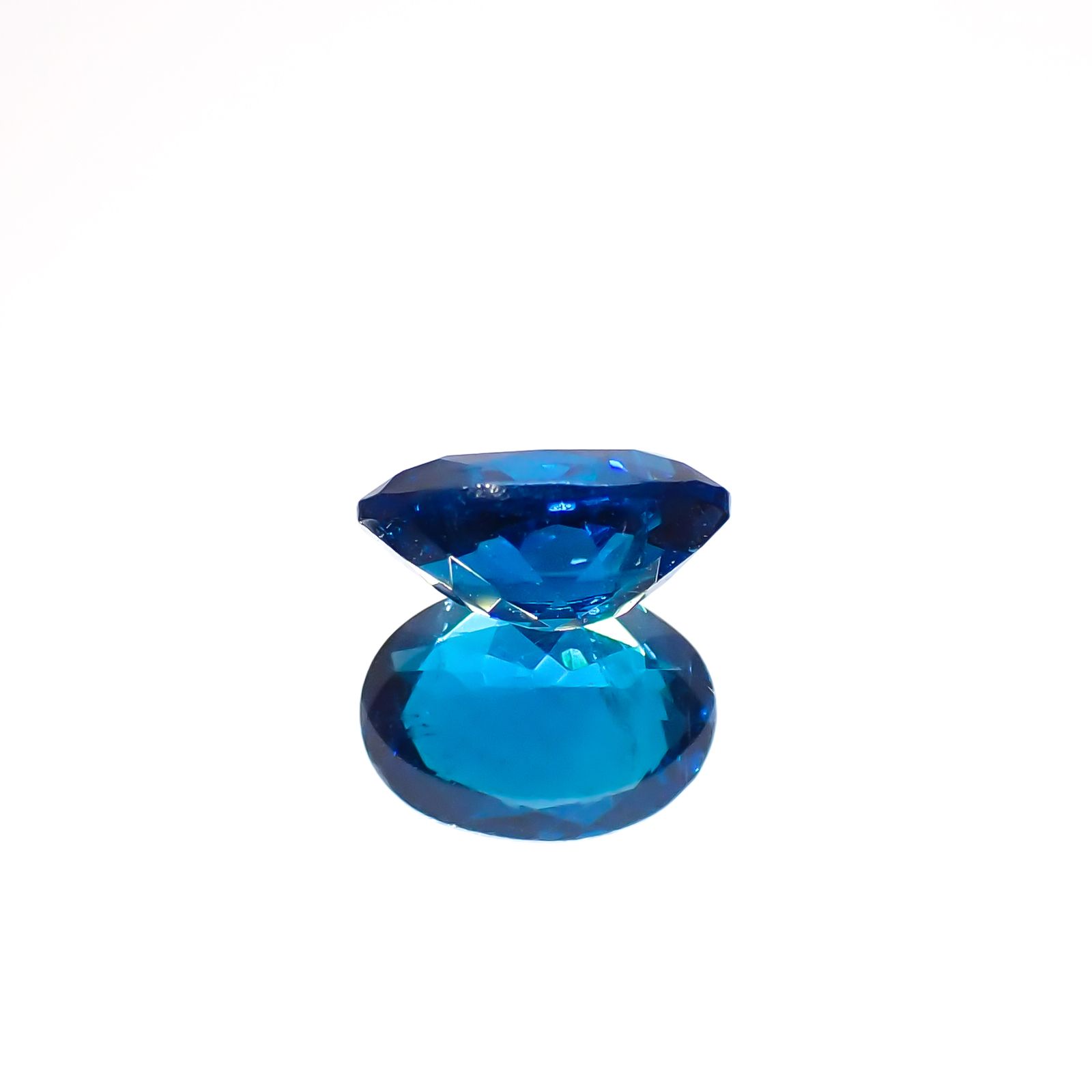 ディープブルーアパタイト  マダガスカル産 0.80ct[230421658]7.1x5.1mm前後