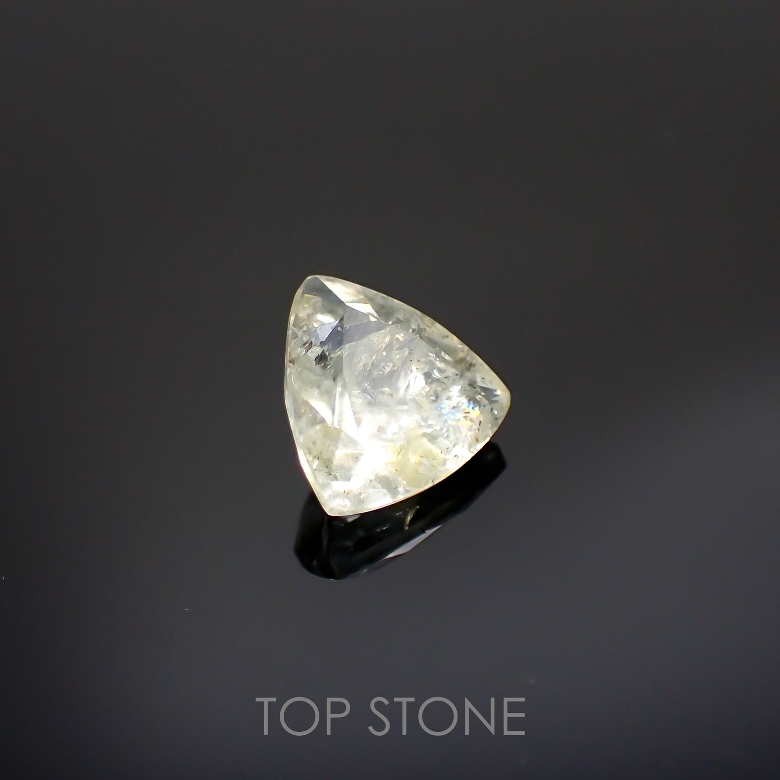 オーロラアクアマリン ブラジル産 2.10ct[220114391]9.1x9.2mm前後