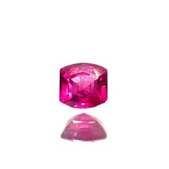 ルビー モザンビーク/ビルマ産 0.17ct [220616197]3x2.8mm前後