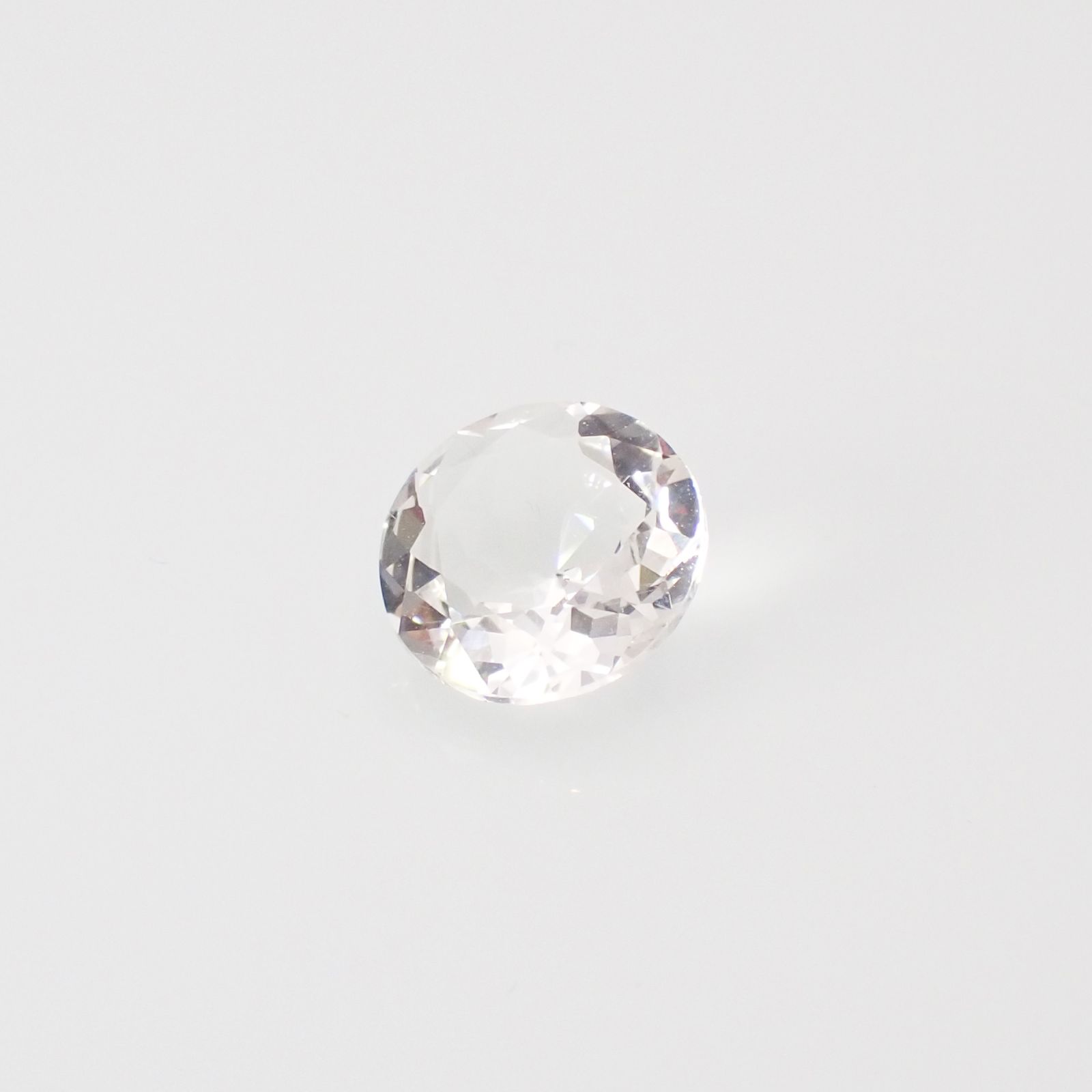 含バリウム・サニディン(宝石名サニディン)ドイツ産 1.69ct 識別済[231224973]8.5x8.5mm前後