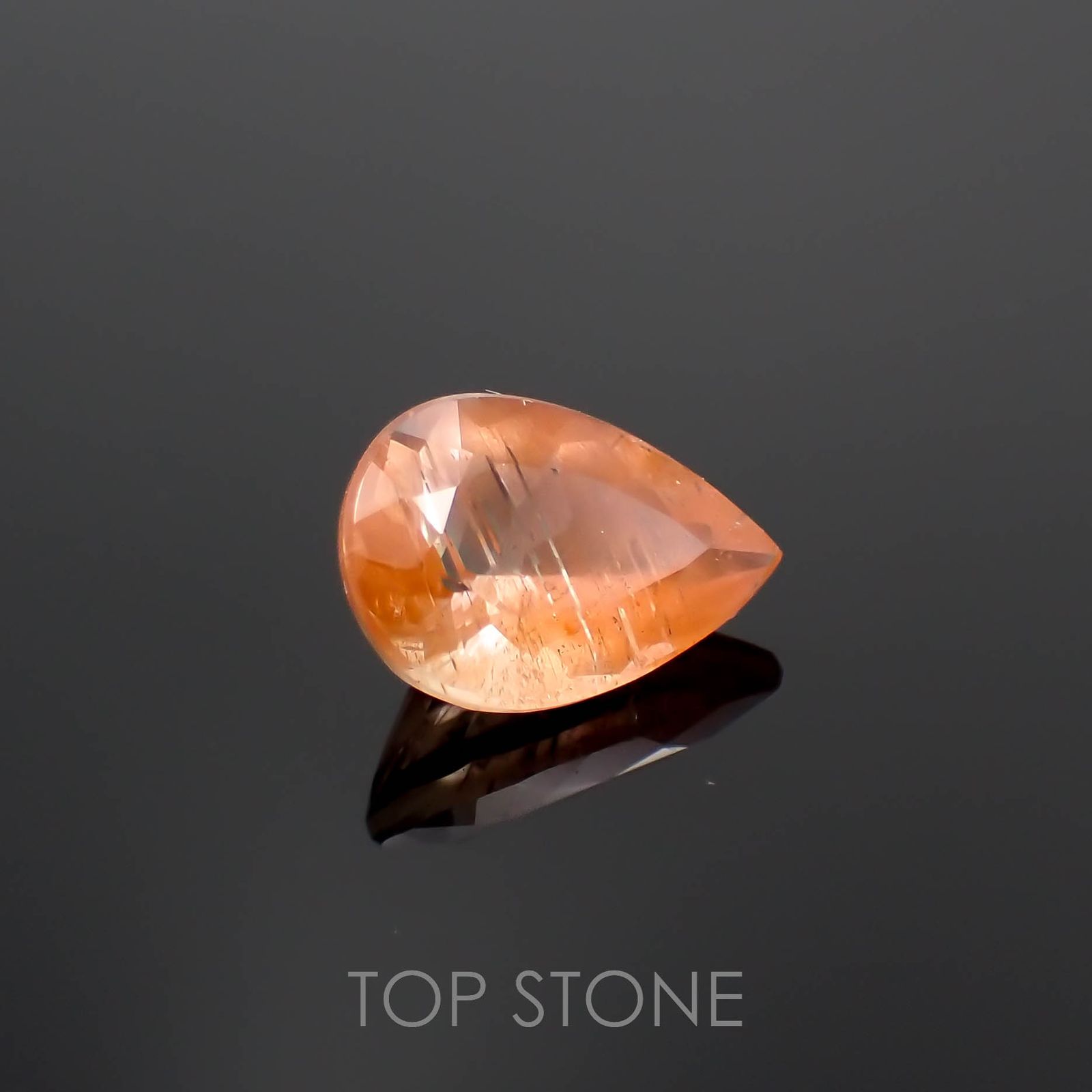 サンストーンスキャポライト(宝石名シーン・スキャポライト)タンザニア産 2.04ct 識別済[221219278]10.7x7.6mm前後