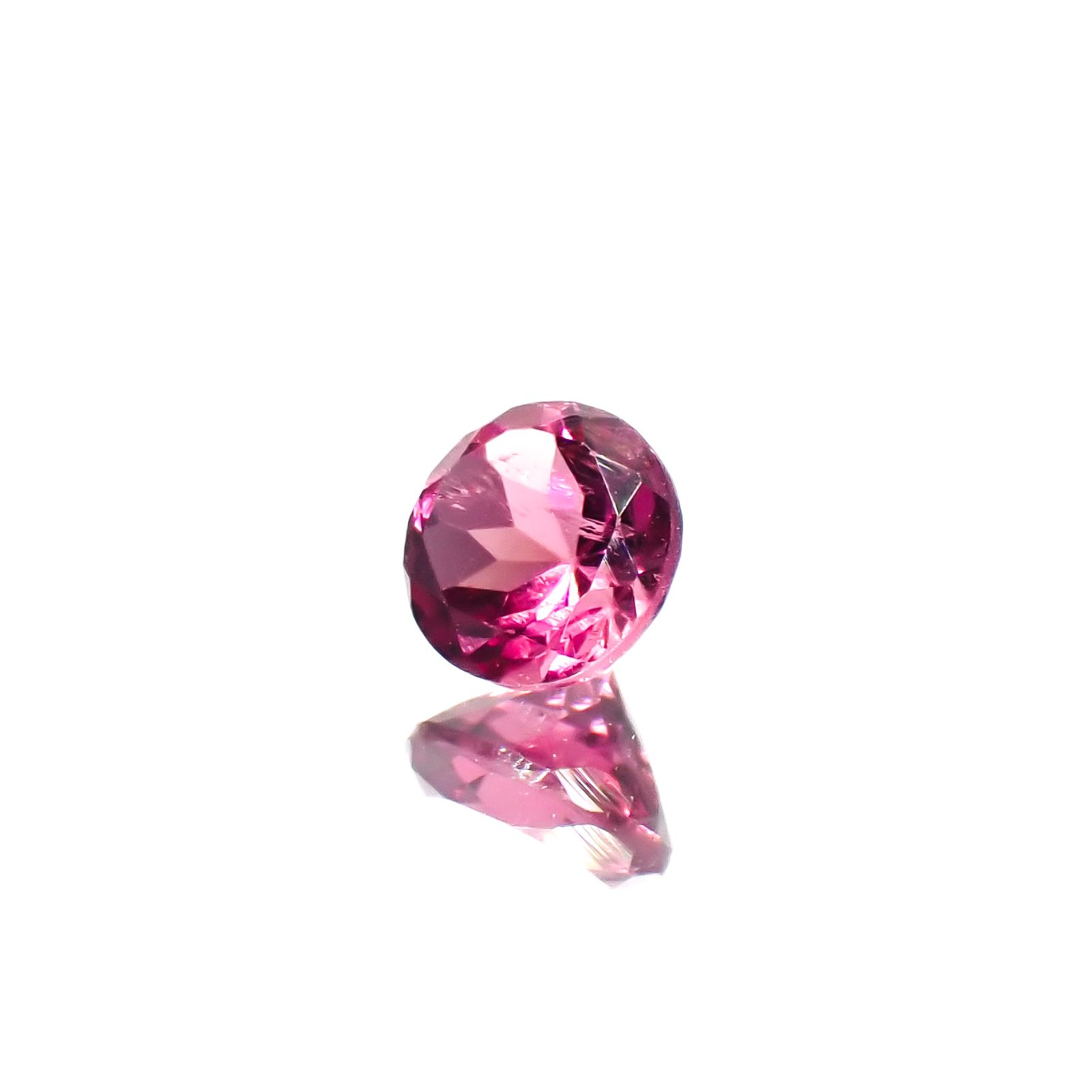 ルベライト ブラジル産 0.28ct[240628076]4.1x4mm前後