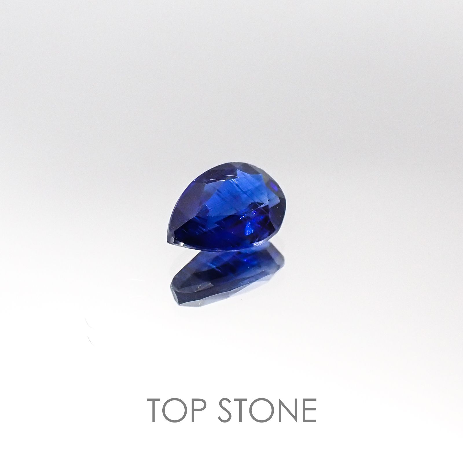 カイヤナイト(宝石名カイヤナイト) ネパール産 0.96ct 識別済[20095274]7.2×5.1mm前後