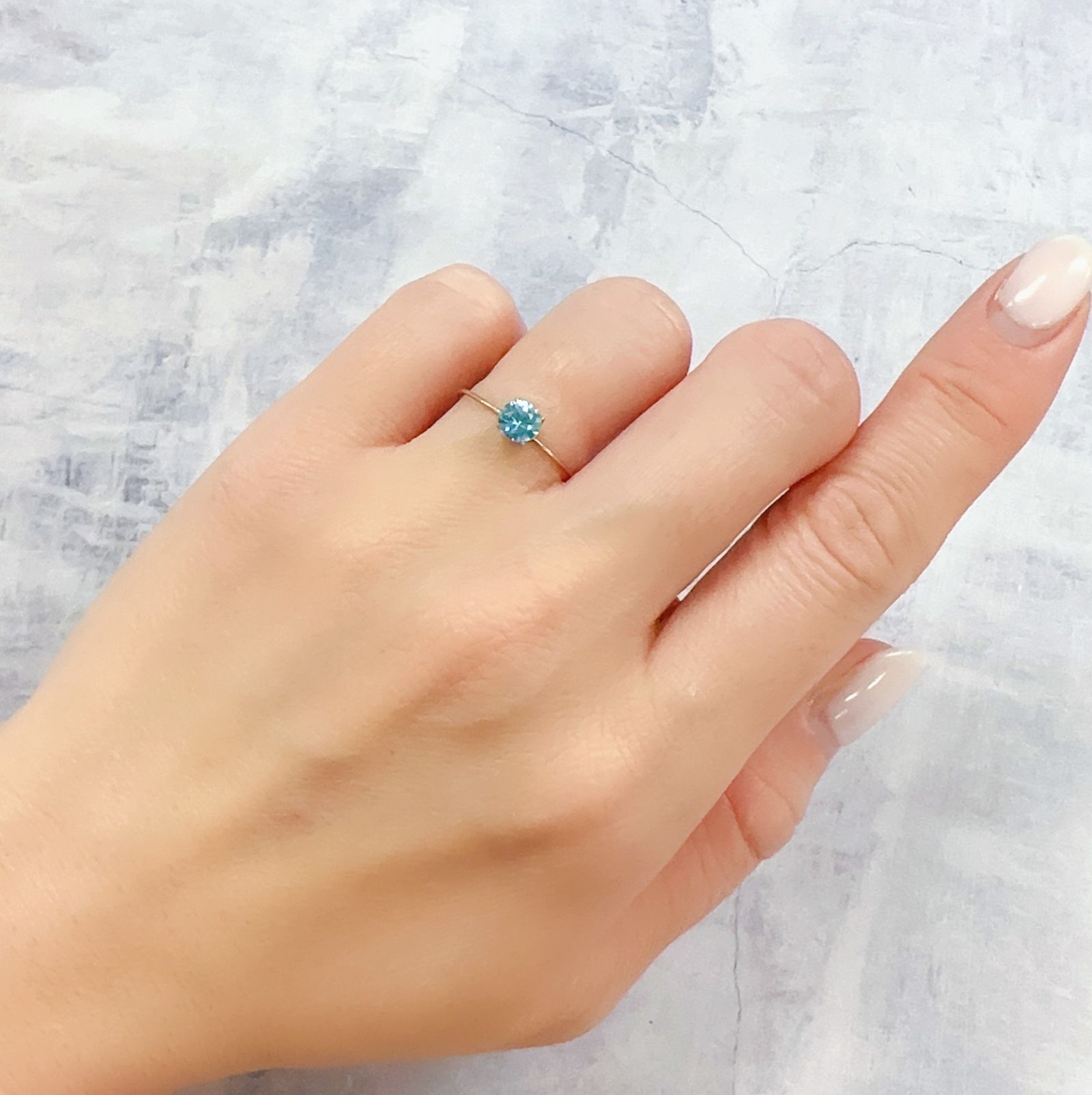 ブルージルコン カンボジア産 0.61ct[230220509]4.8x4.8mm前後