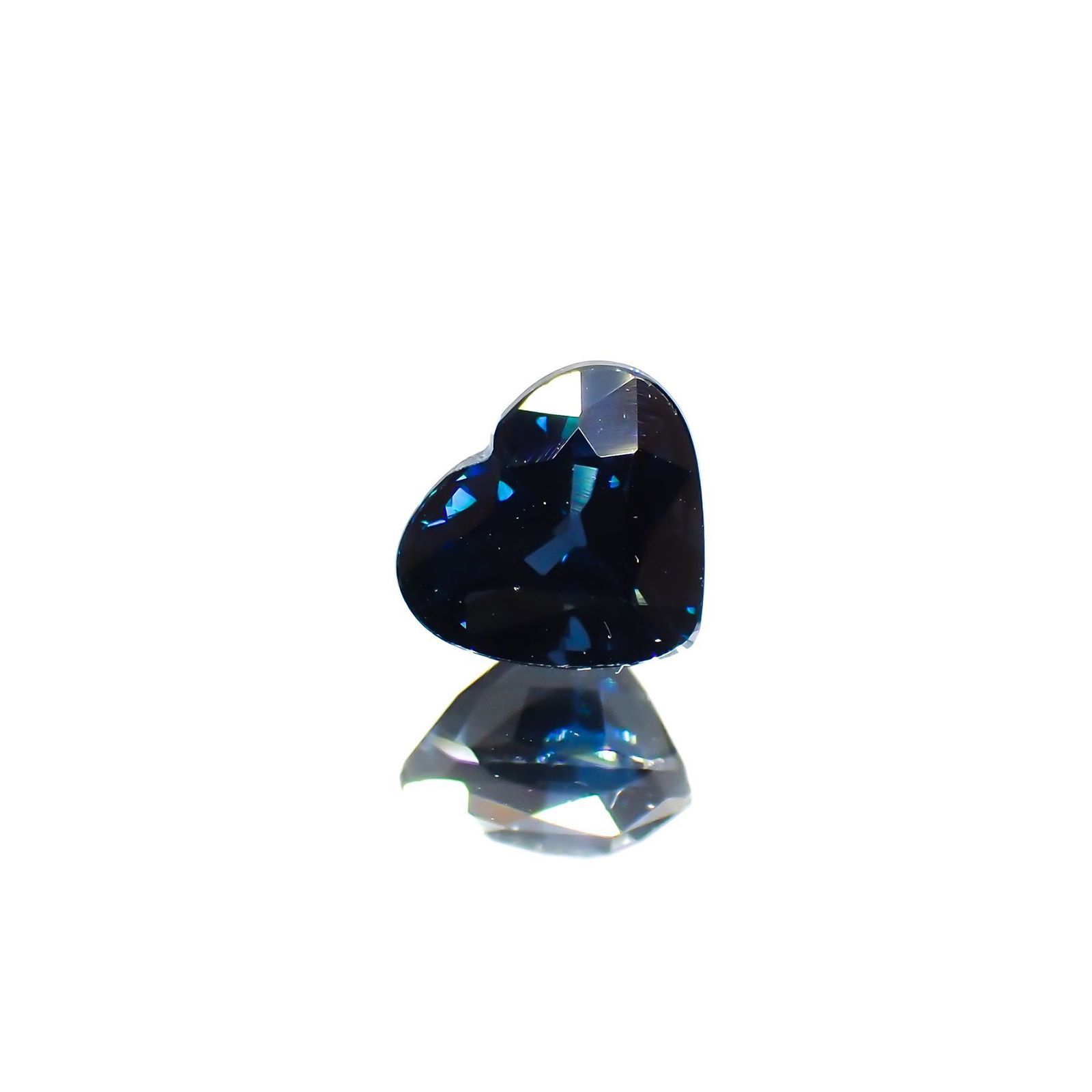 コバルトブルースピネル(宝石名ブルー・スピネル)スリランカ産 ソ付(日独) 1.155ct / 5.7x6.51mm前後 [220113829]