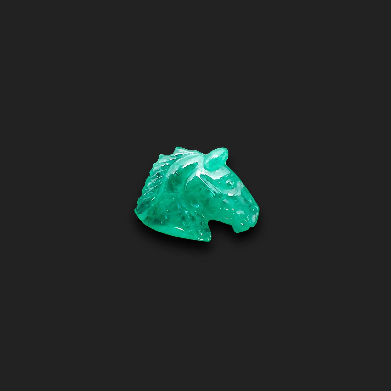 ◇カスタムカット・馬彫刻◇エメラルド コロンビア産 2.2ct[230421702]9.2x11.8mm前後