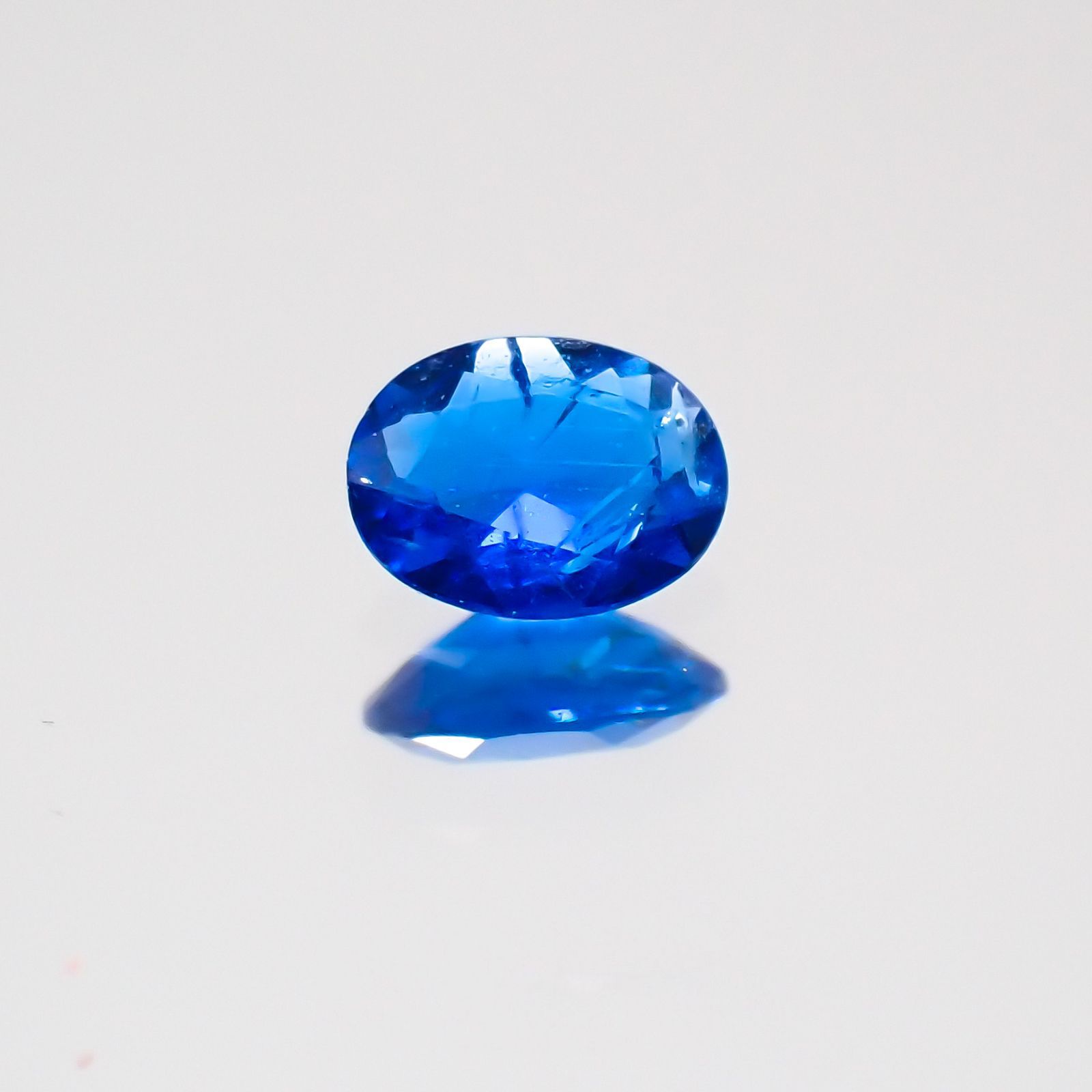 アウイナイト ドイツ産 ルース 0.07ct[20063077]3.4×2.7mm前後