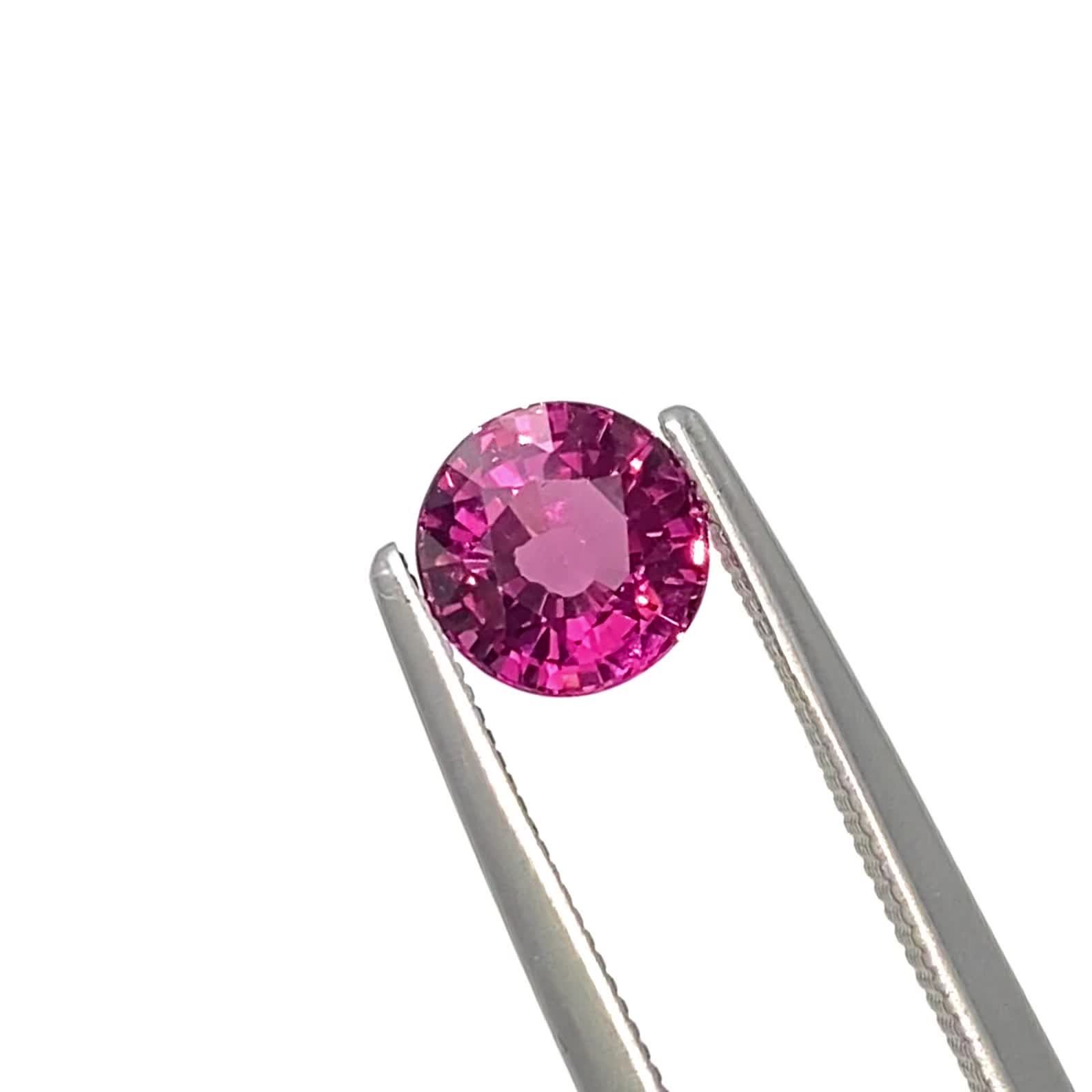 ロードライトガーネット(宝石名ガーネット)ブラジル産 1.17ct 識別済