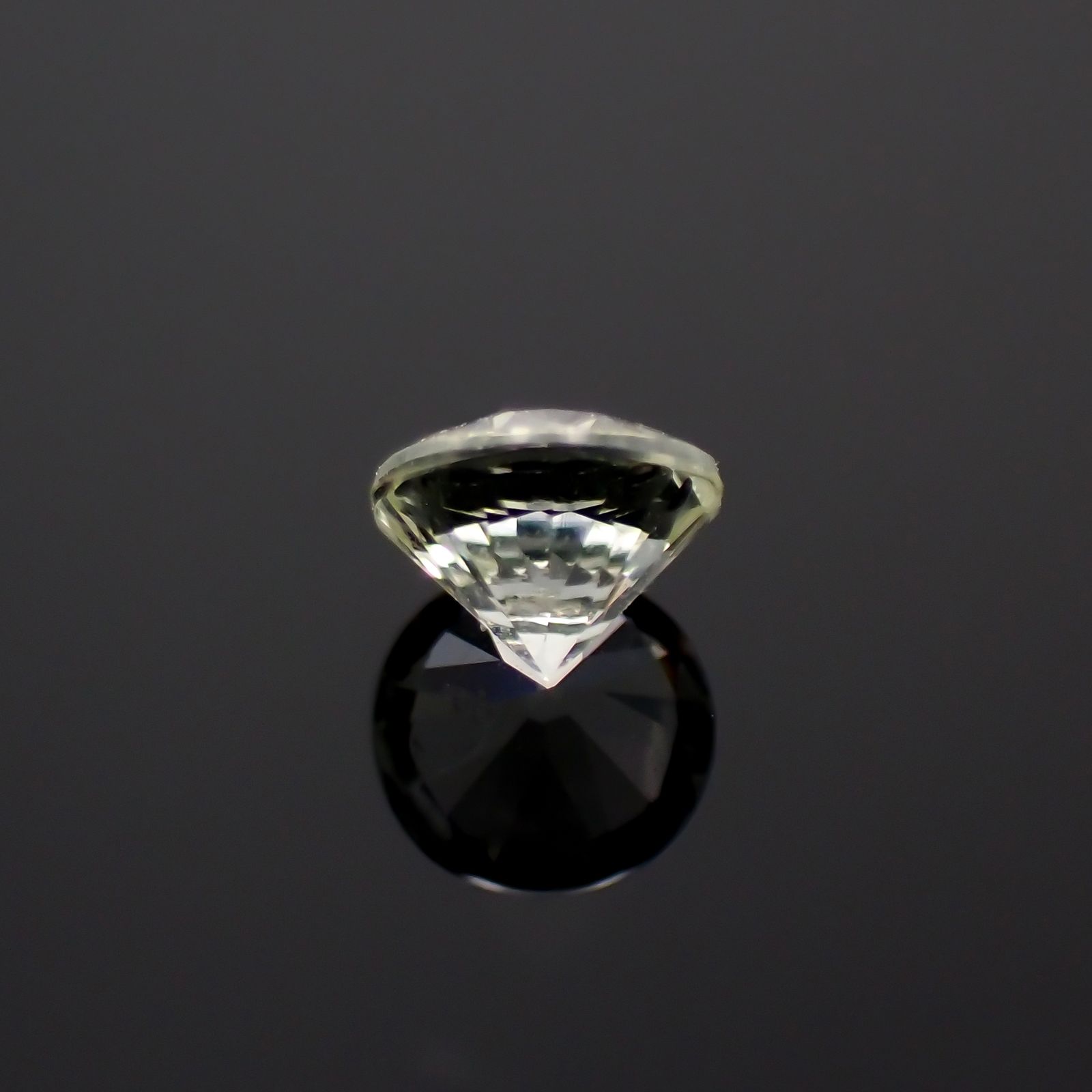リューコガーネット ビルマ産 0.22ct[230923536]3.5x3.5mm前後