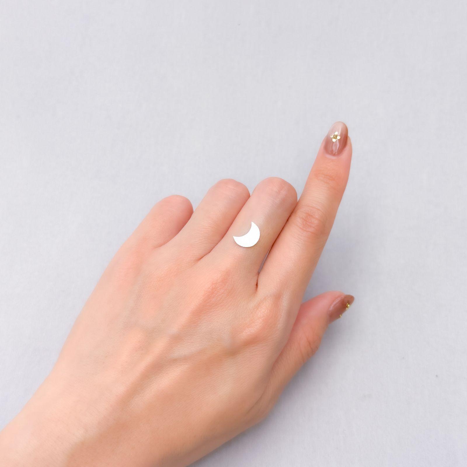 ◇カスタムカット・ムーン◇アルタイ隕石 発見地：中国 0.87ct [250330010]9.9x7.4mm前後