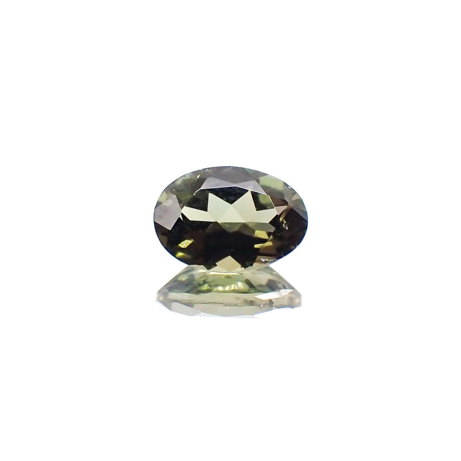 コーネルピン(宝石名コーネルピン)スリランカ産 識別済 0.63ct / 6.6x4.5mm前後 [231124090]