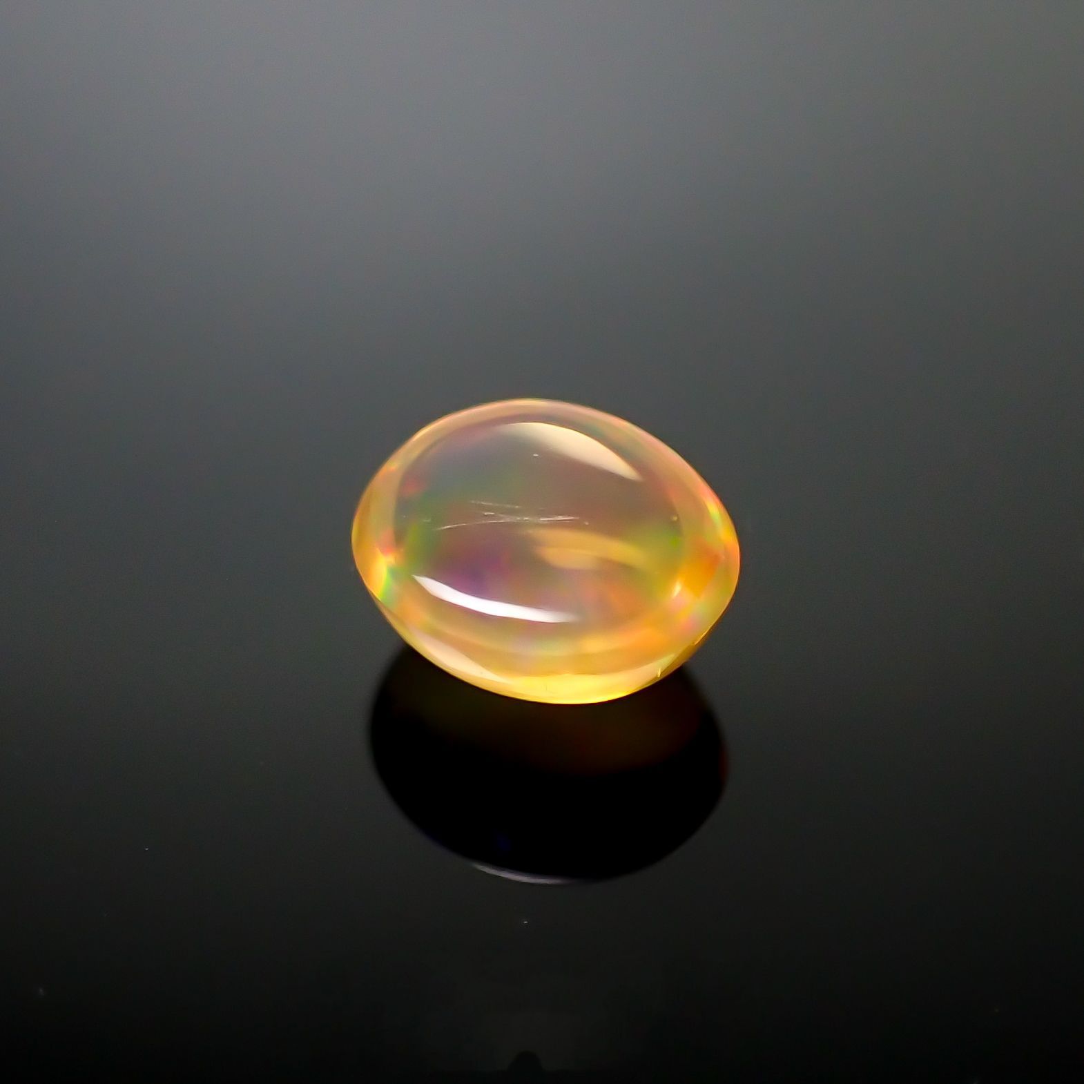 メキシコオパール(宝石名オパール)メキシコ産 0.44ct 識別済[231023920]5.7x4.9mm前後
