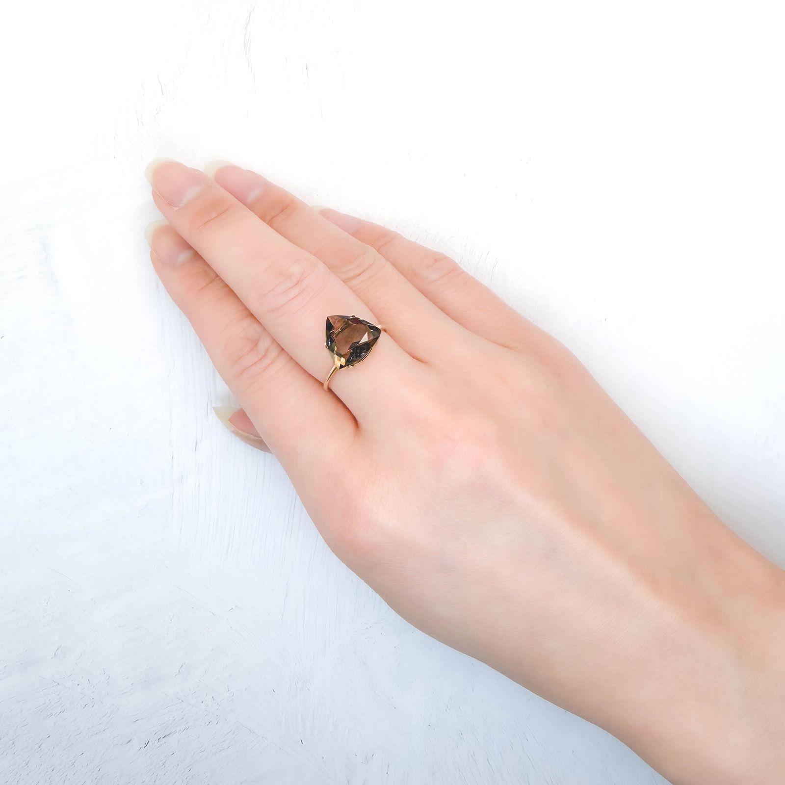 コロンビアナイト コロンビア産 2.90ct / 11.4x11.3mm前後 [260331923]