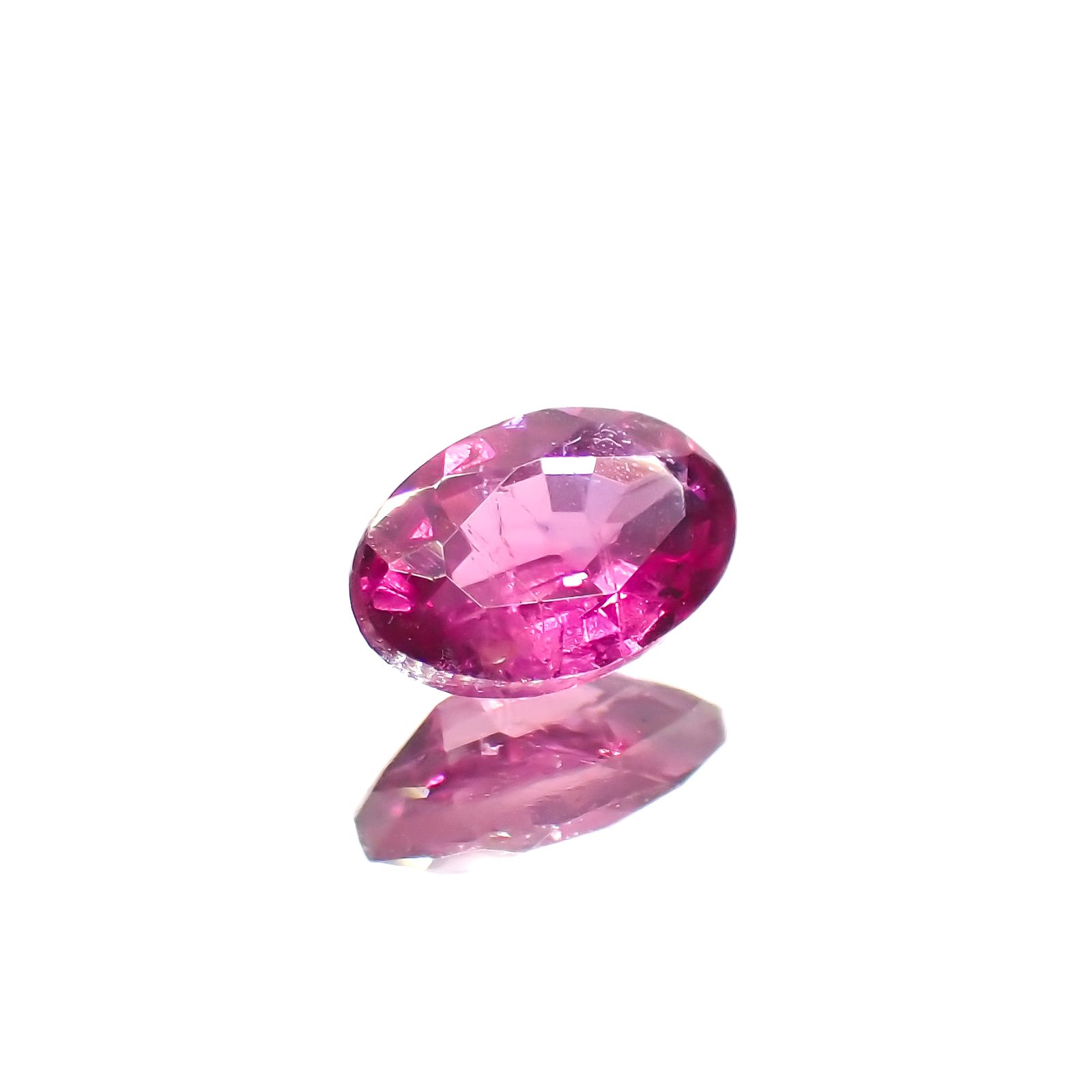ウィンザーサファイア タンザニア・ウィンザー産 0.31ct[230421405]4.9x3.1mm前後