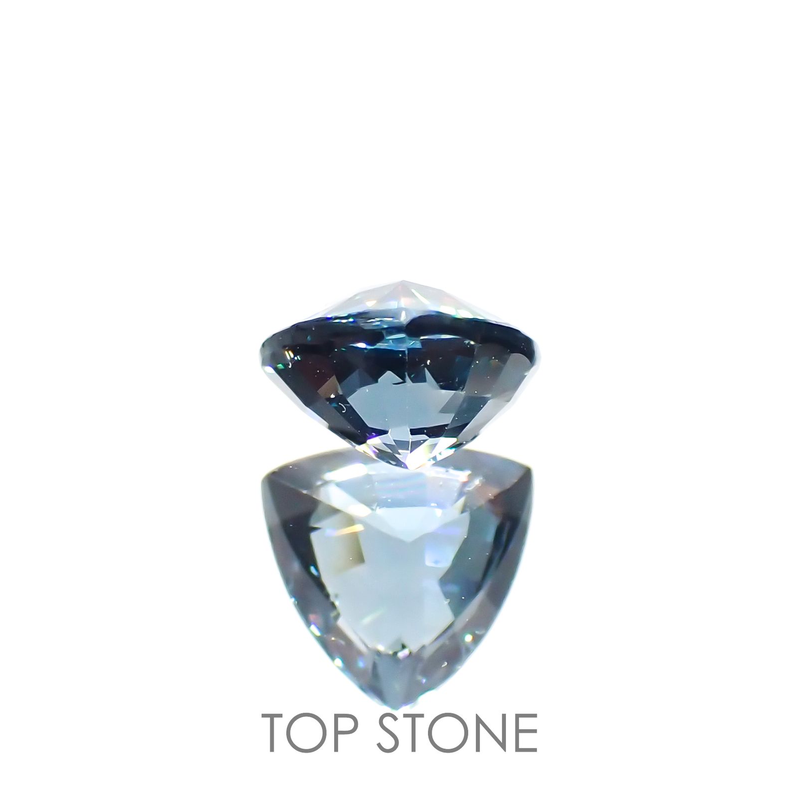 ブルースピネル(宝石名ブルー・スピネル) スリランカ産 1.134ct ソ付(彩珠)[21019359]6.6×6.7mm前後