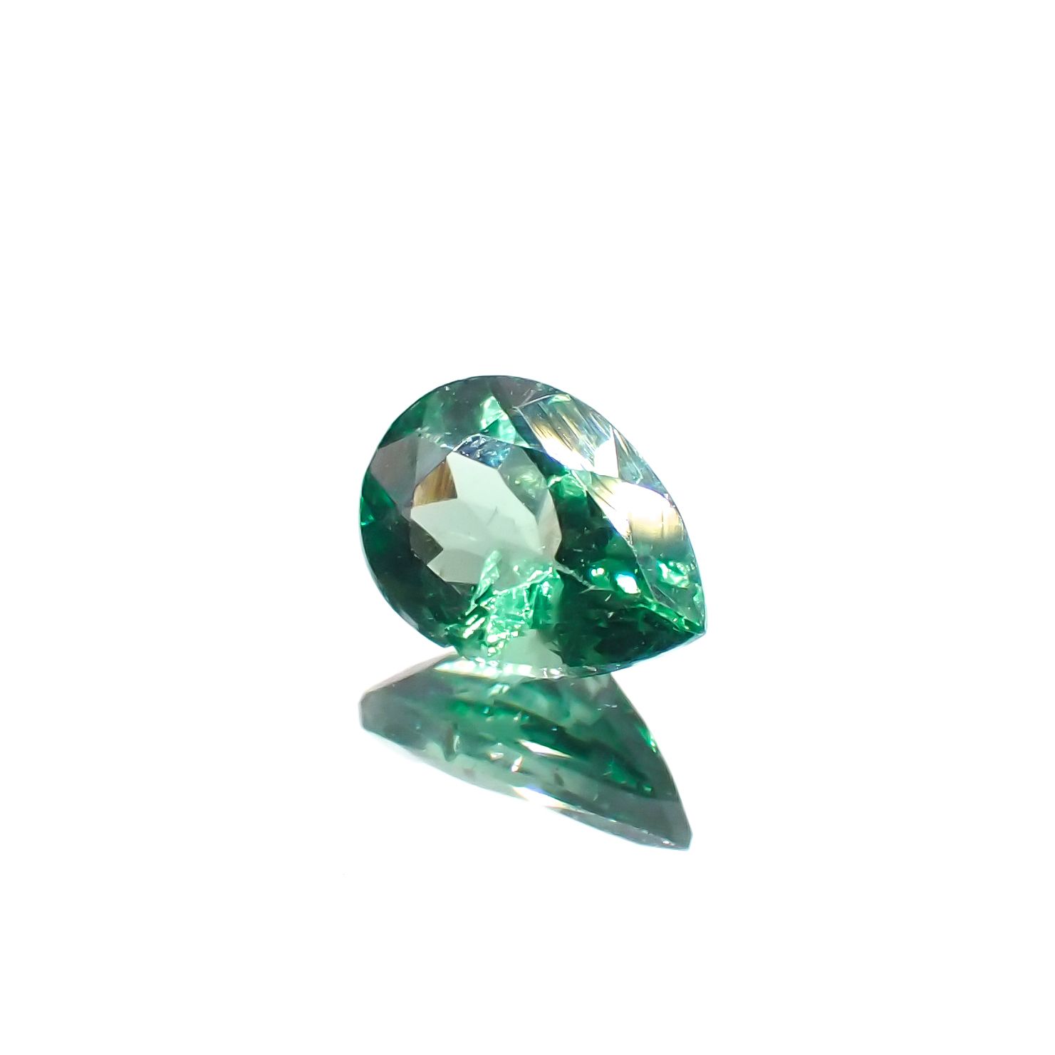 ノーブルモロキサイト マダガスカル産 0.61ct[230321365]6.7x4.7mm前後