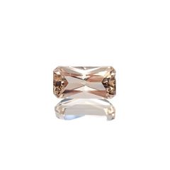 モルガナイト(宝石名モルガナイト)ナイジェリア産 識別済 1.18ct / 8.8x4.5mm前後 [231224424]