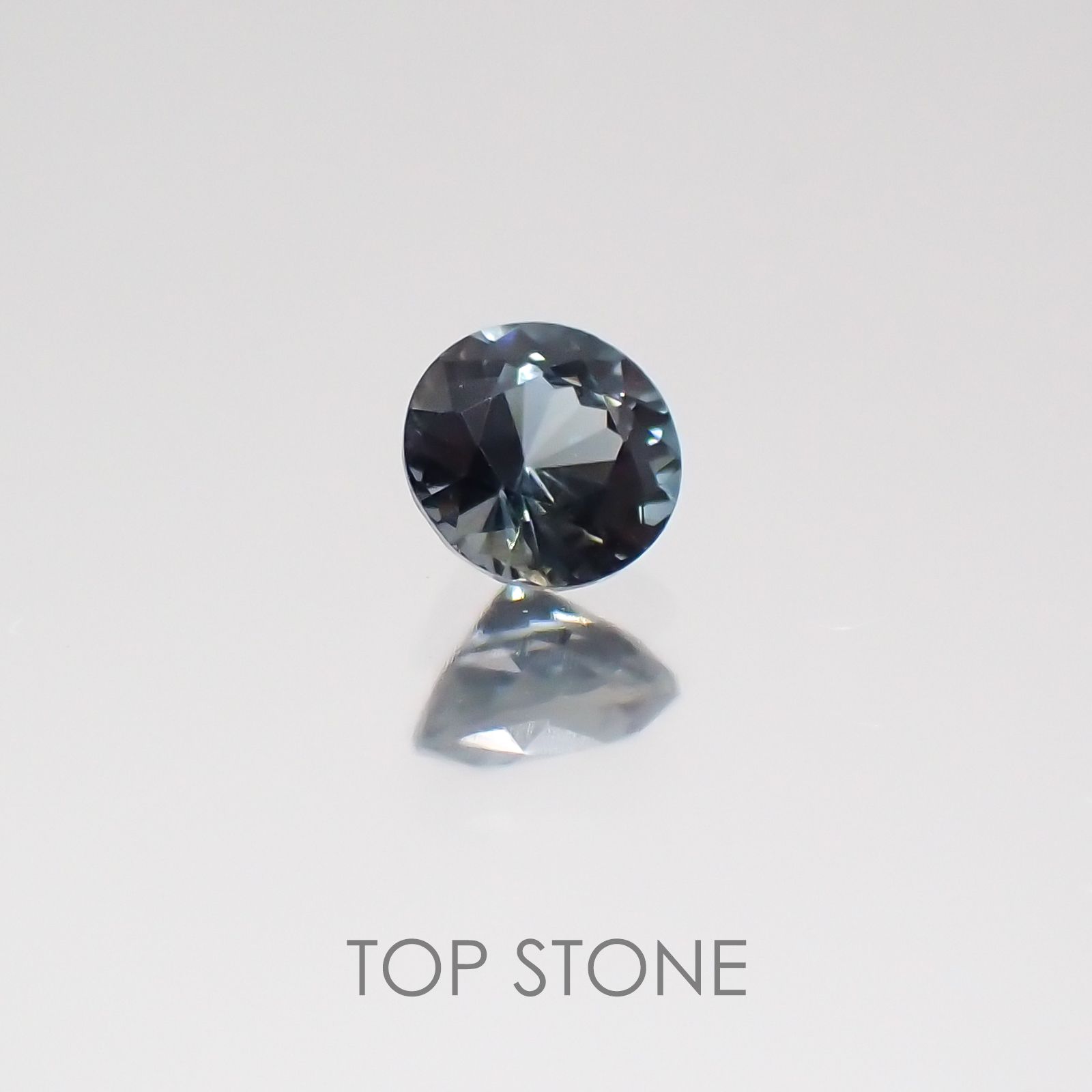 サファリン マダガスカル産 ルース 0.1ct[20128833]2.6×2.6mm前後