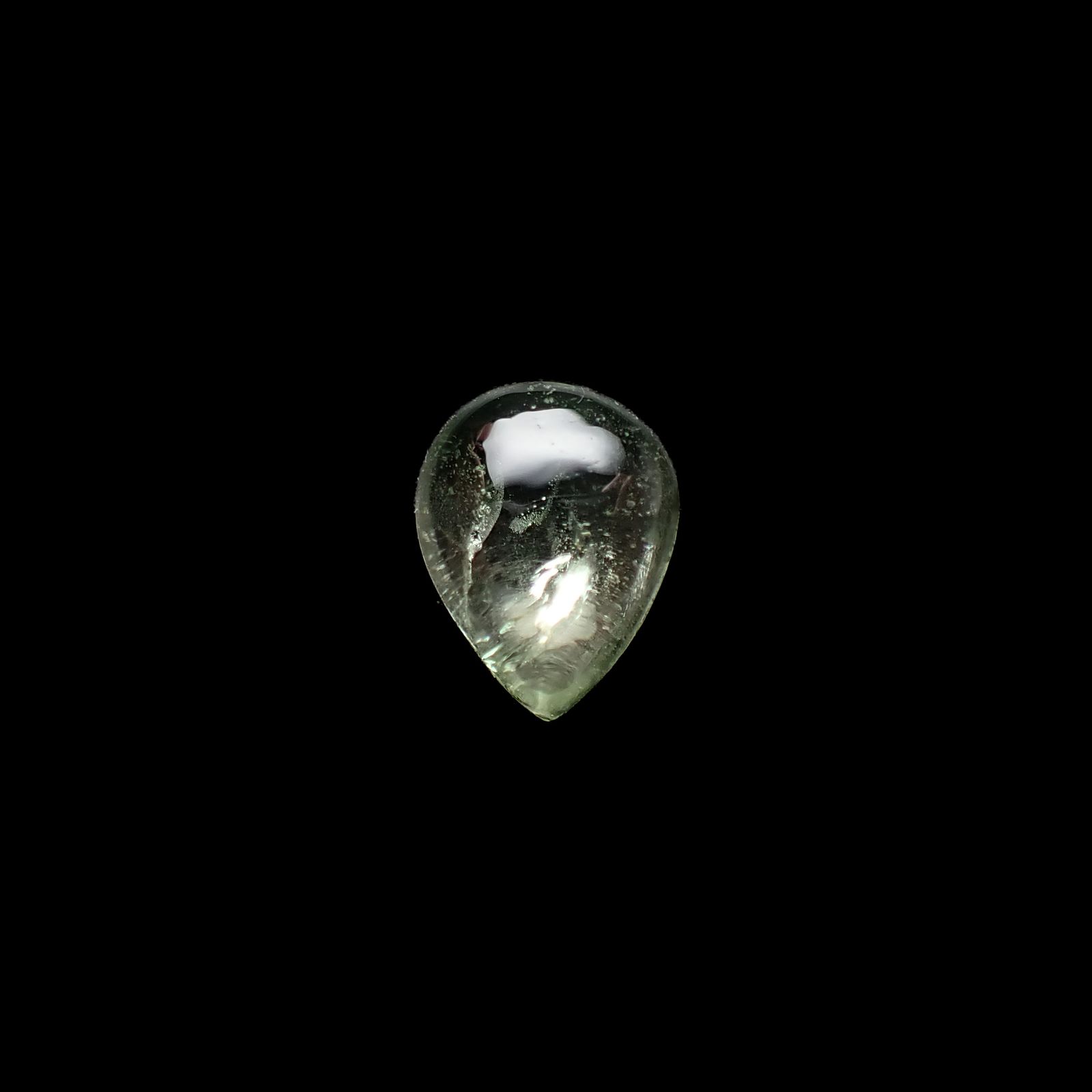バイカラーツァボライト(宝石名グリーン グロッシュラー・ガーネット)タンザニア産 1.34ct 識別済[240928891]8x6.2mm前後