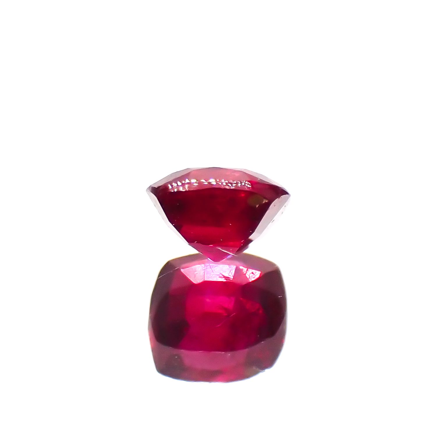 ルビー 非加熱 マダガスカル産 0.28ct[230622342]3.7x3.5mm前後