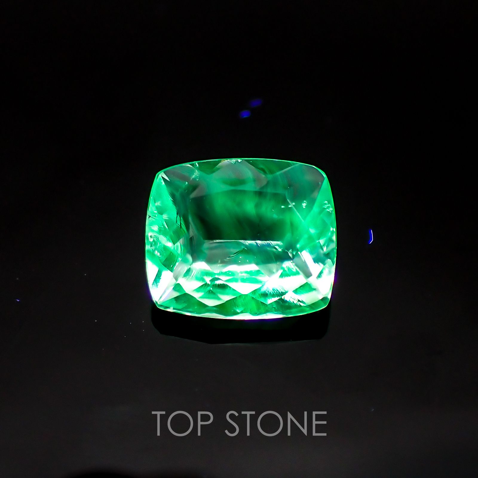 ハイアライトオパール メキシコ産 ルース 1.29ct[20118246]8.2×7.1mm前後
