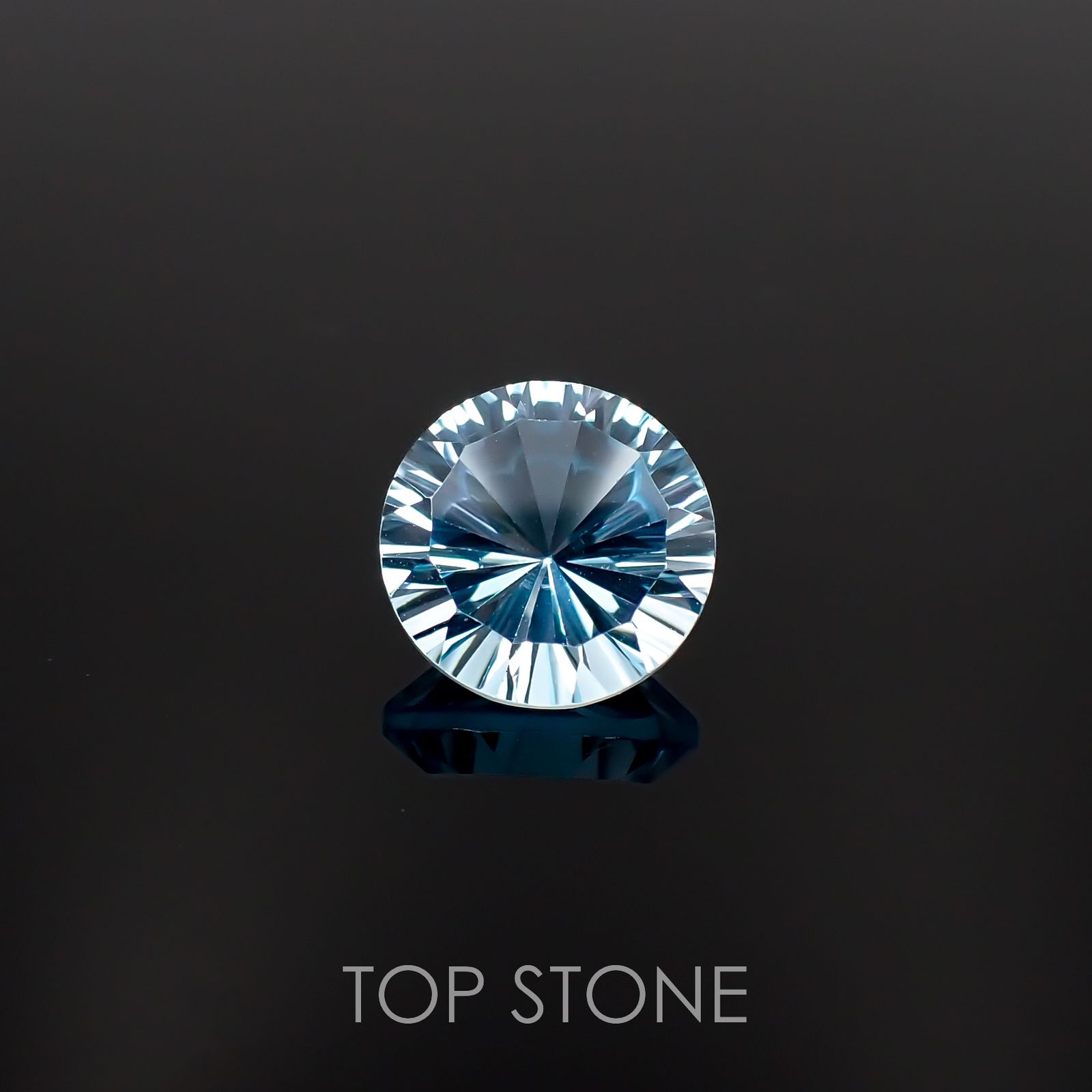 ブルートパーズ ブラジル産 4.31ct[221219344]9.9x9.9mm前後