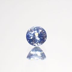 アイスブルーサファイア(宝石名サファイア)スリランカ/マダガスカル産 0.44ct 識別済[220515965]4.2x4.1mm前後