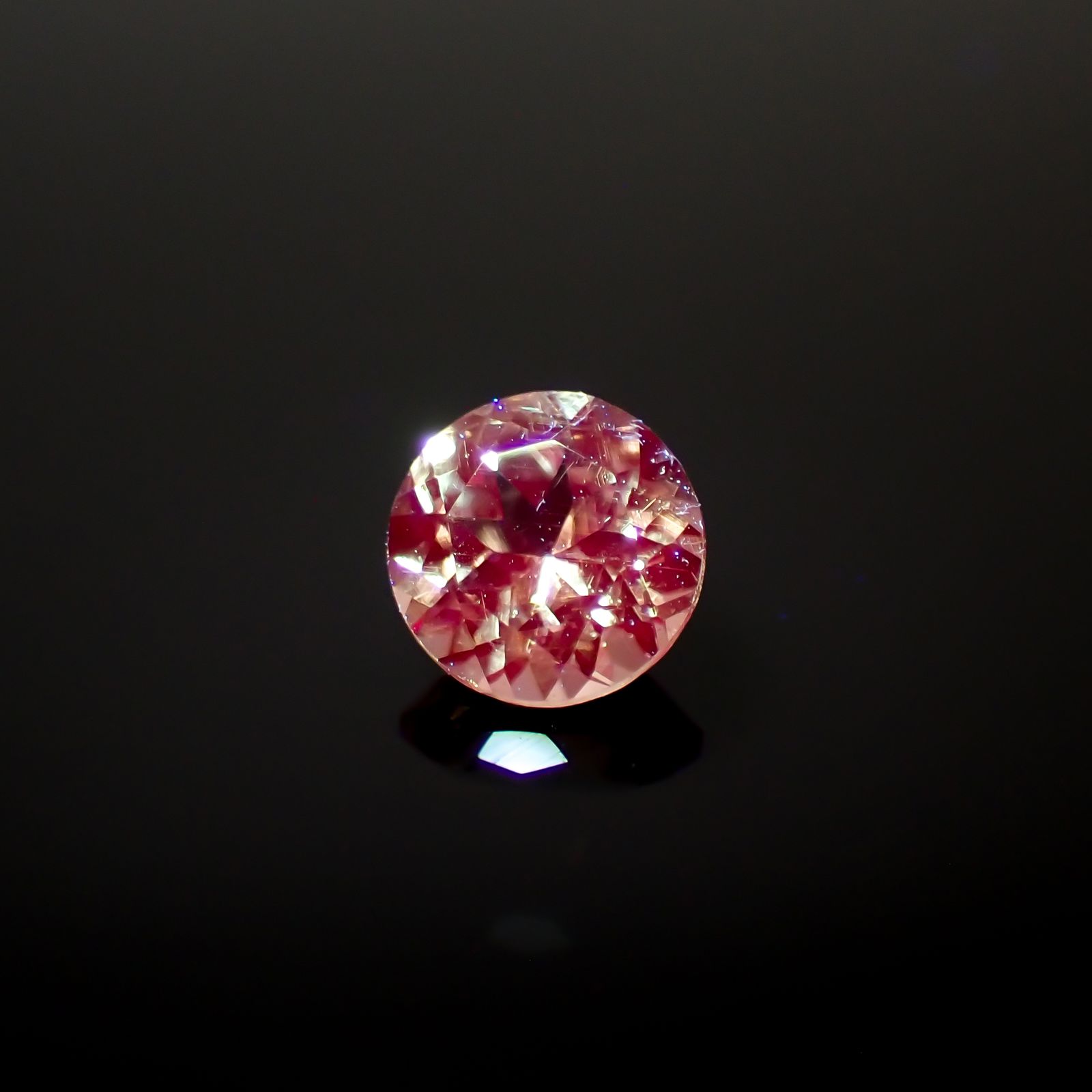 ドラゴンガーネット タンザニア産 0.59ct[231224544]5x5mm前後