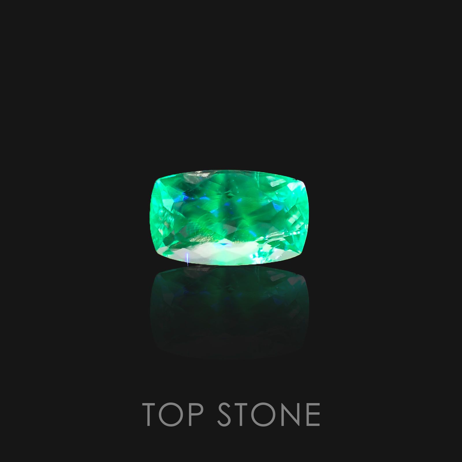 ハイアライトオパール(宝石名オパール) メキシコ産 1.02ct 識別済[20106365]8.5×5mm前後