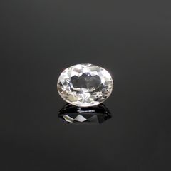 カラーレススポジュミン(宝石名ホワイト・スポジュミン) ブラジル産 2.90ct 識別済[210812623]9.8×7.9mm前後
