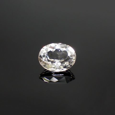 カラーレススポジュミン(宝石名ホワイト・スポジュミン) ブラジル産 2.90ct 識別済[210812623]9.8×7.9mm前後