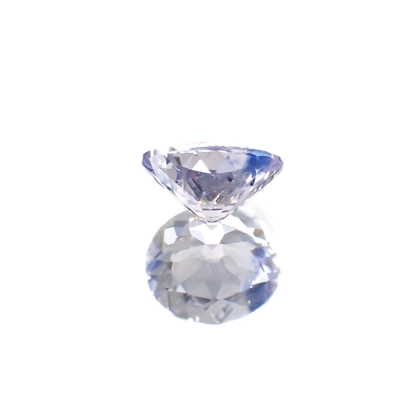 アイスラベンダーサファイア(宝石名サファイア)スリランカ/マダガスカル産 0.72ct 識別済[250817480]6x5.3mm前後