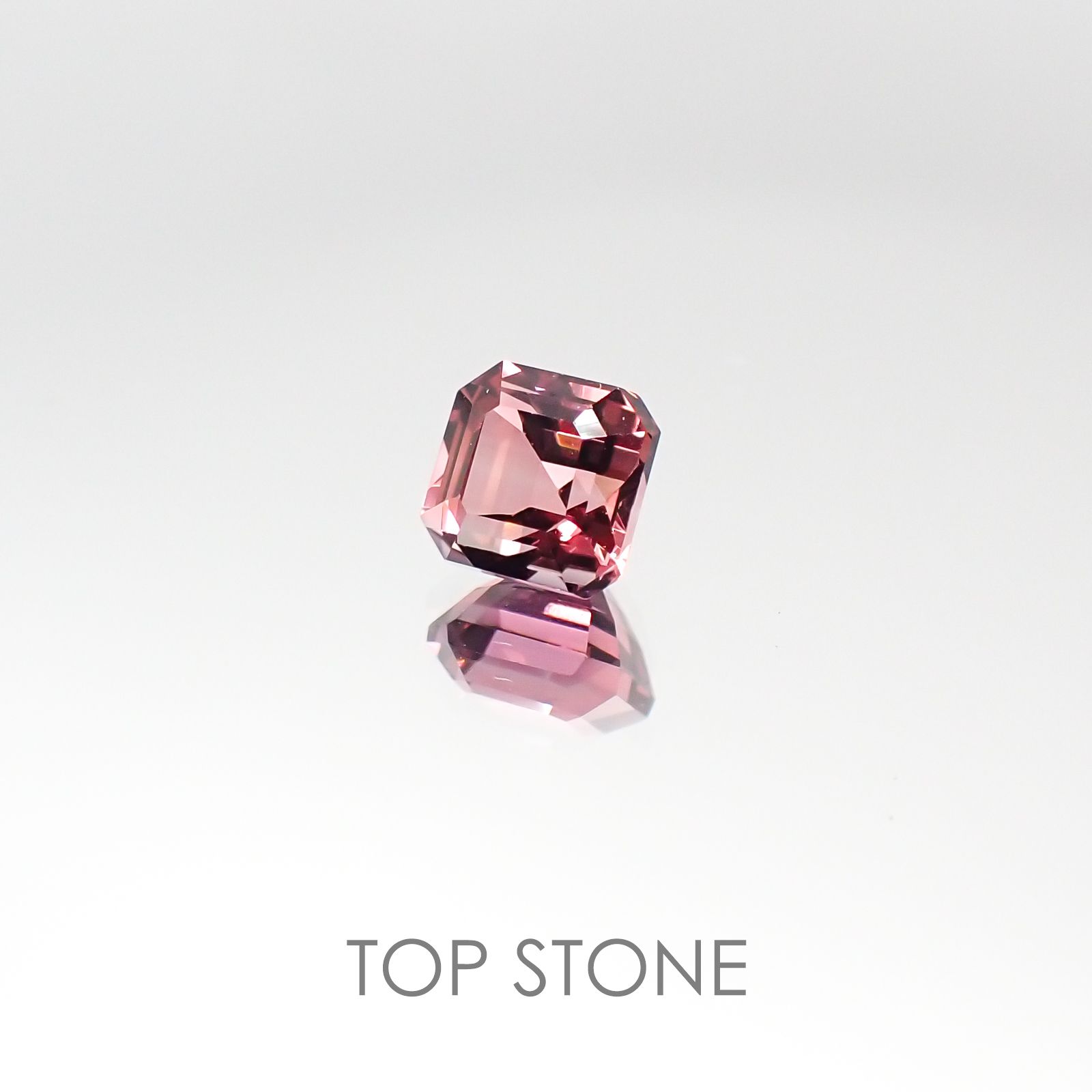 バイカラートルマリン ブラジル産 ルース 0.87ct[20095679]5.1×5mm前後