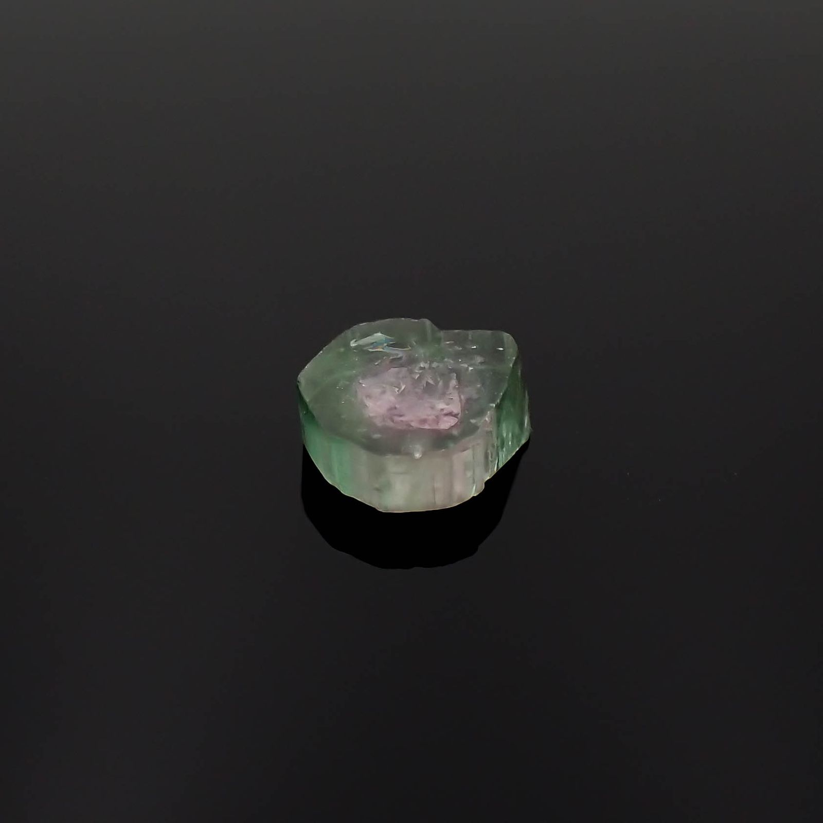 ウォーターメロントルマリン 原石スライス コンゴ民主共和国産 1.55ct[230321305]7.5x7.2mm前後